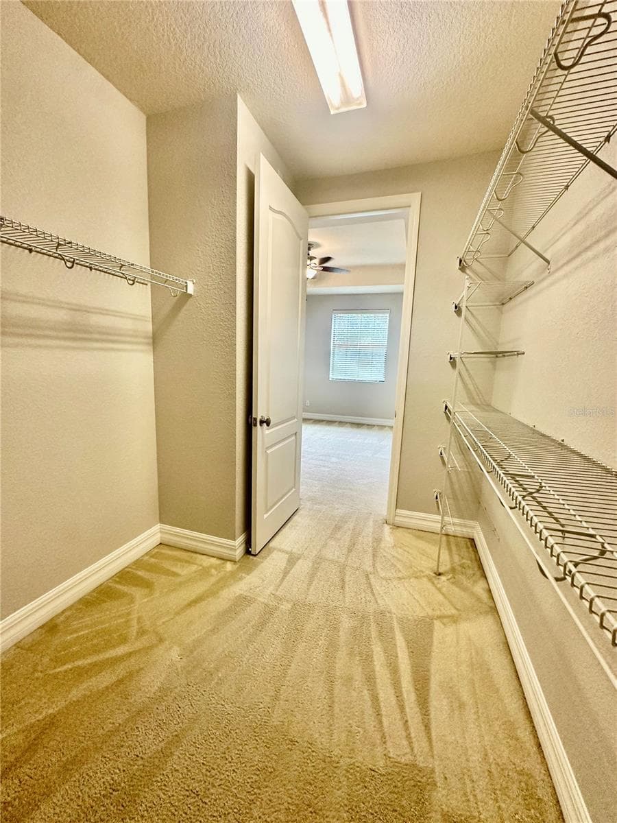 Townhouse at 10083 EAGLE CREEK CENTER BLVD, ORLANDO, photo 13 of 14