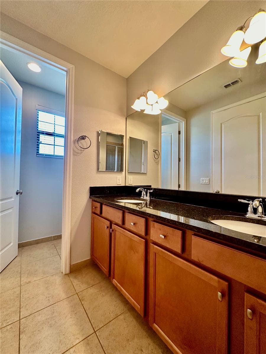Townhouse at 10083 EAGLE CREEK CENTER BLVD, ORLANDO, photo 14 of 14