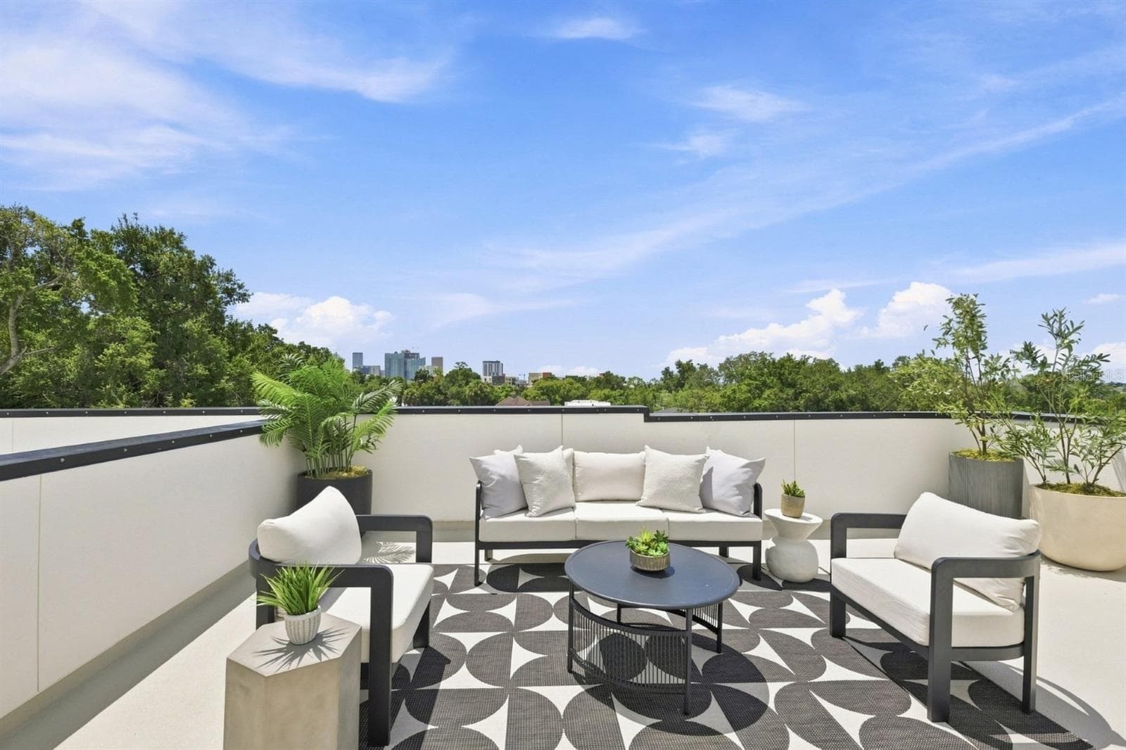 Townhouse at 310 W COLUMBUS DR #3, TAMPA, photo 4 of 51