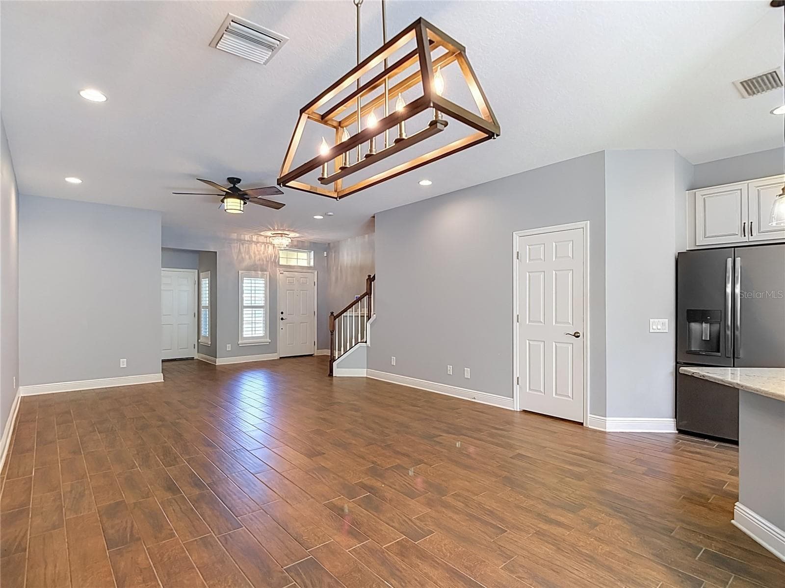 Townhouse at 30305 SOUTHWELL LN, WESLEY CHAPEL, photo 9 of 39