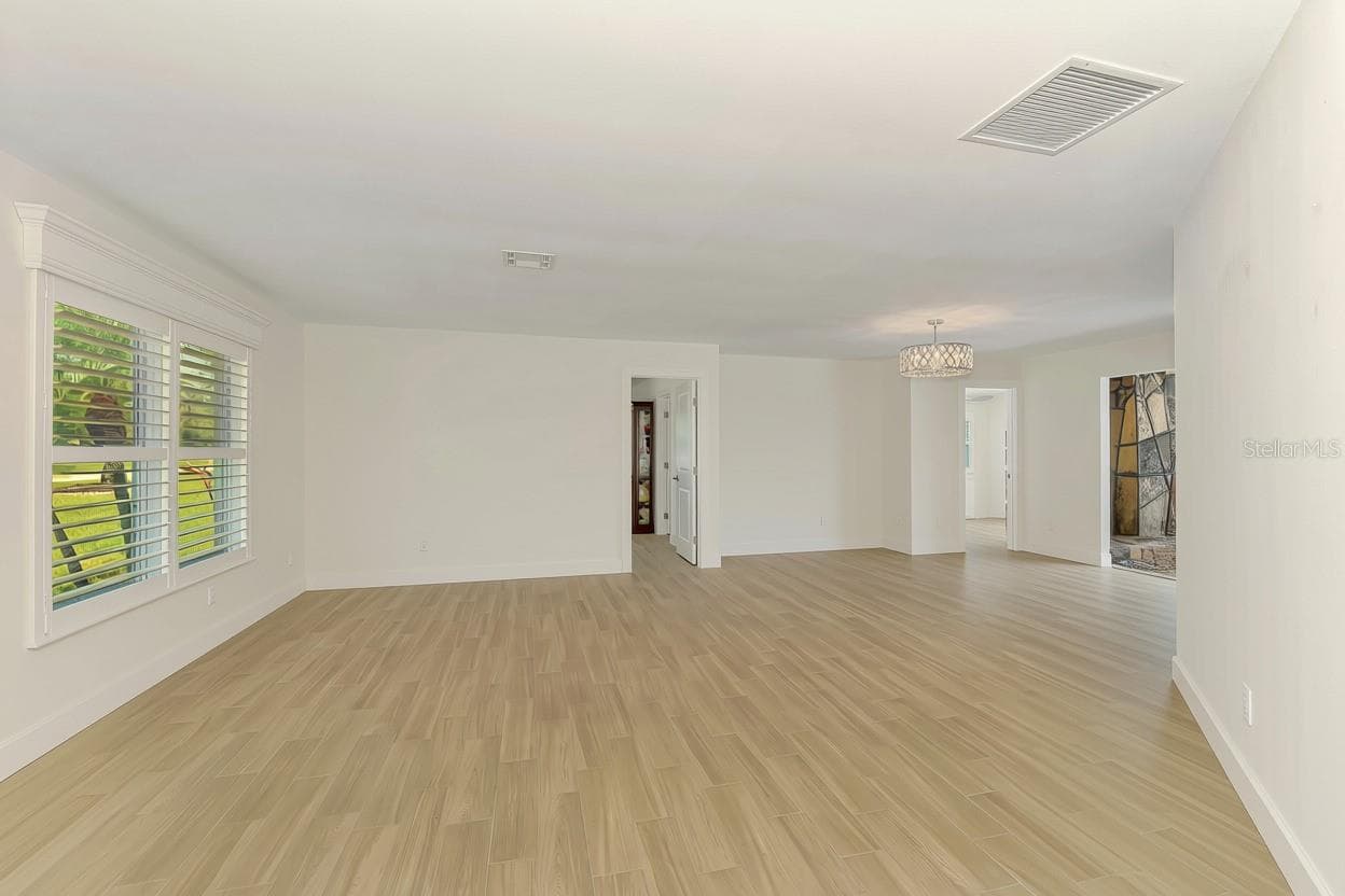 Single Family Residence at 1620 MISSION VALLEY BLVD, NOKOMIS, photo 7 of 48