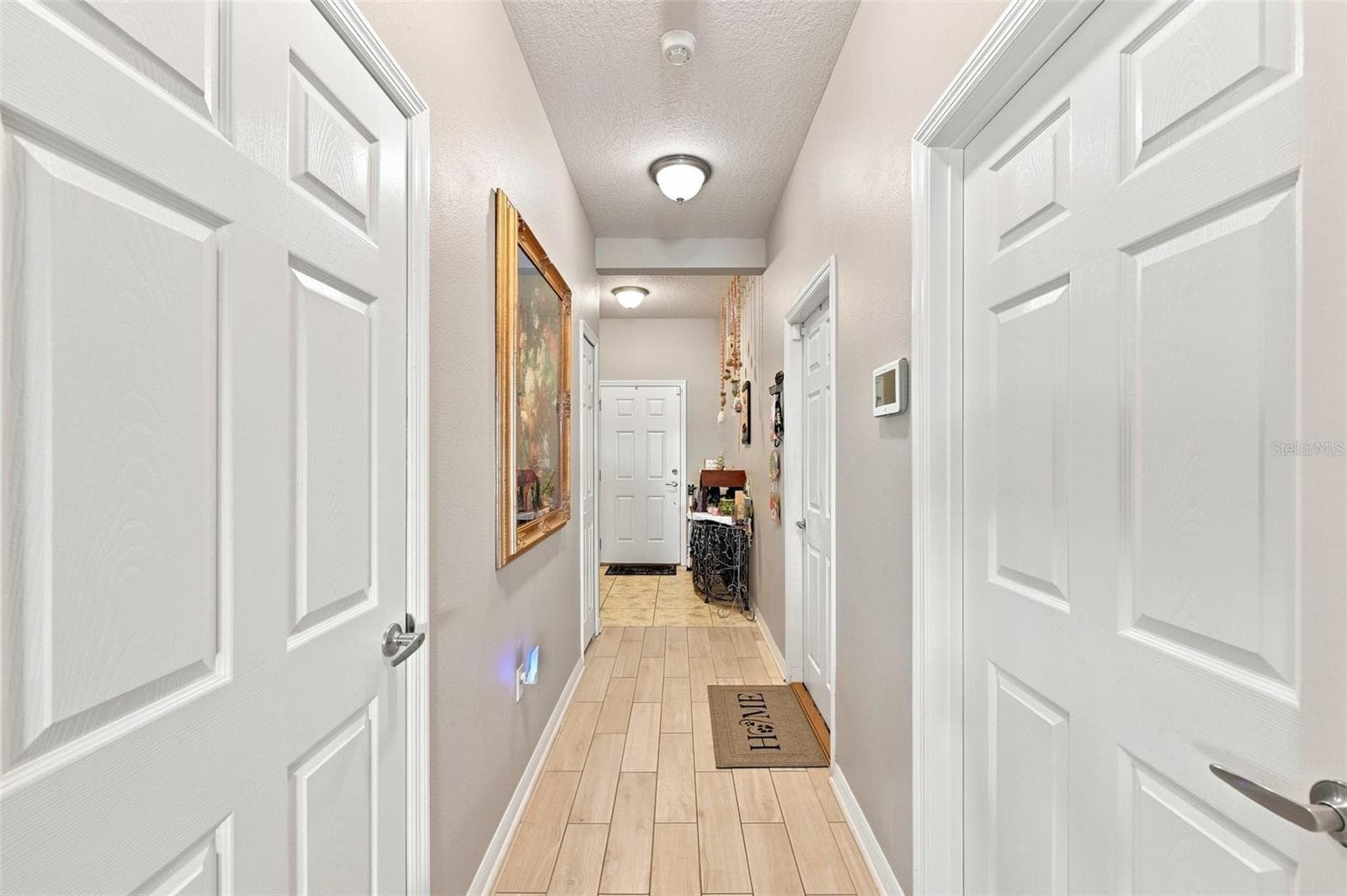 Single Family Residence at 803 PARKER DEN DR, RUSKIN, photo 6 of 38