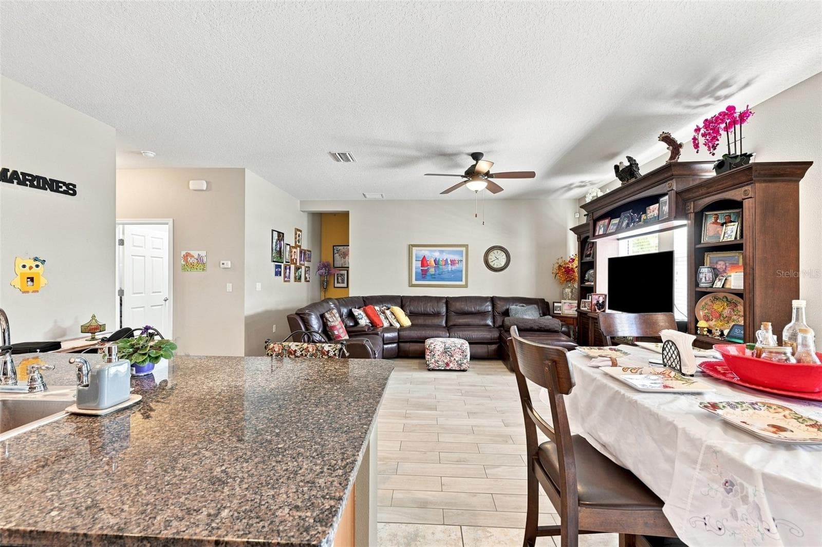 Single Family Residence at 803 PARKER DEN DR, RUSKIN, photo 16 of 38
