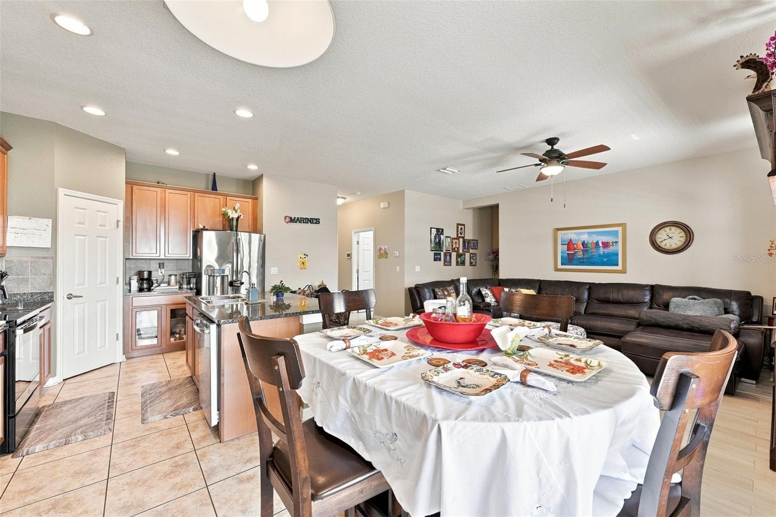Single Family Residence at 803 PARKER DEN DR, RUSKIN, photo 17 of 38
