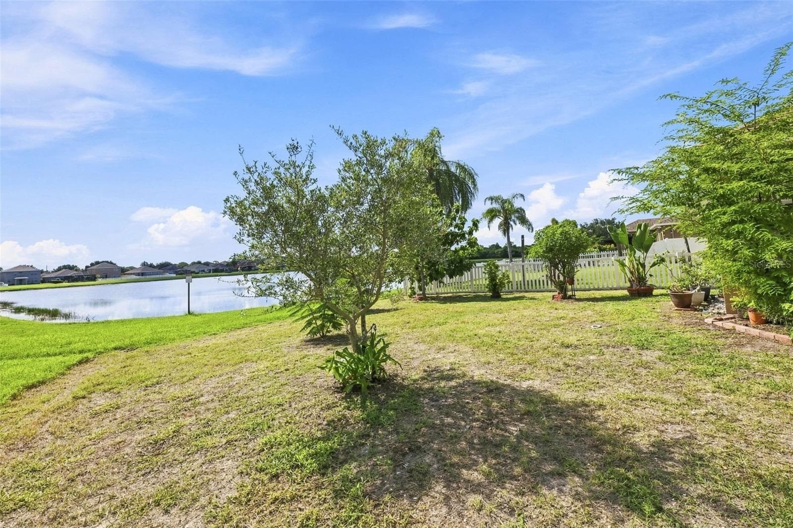 Single Family Residence at 803 PARKER DEN DR, RUSKIN, photo 33 of 38