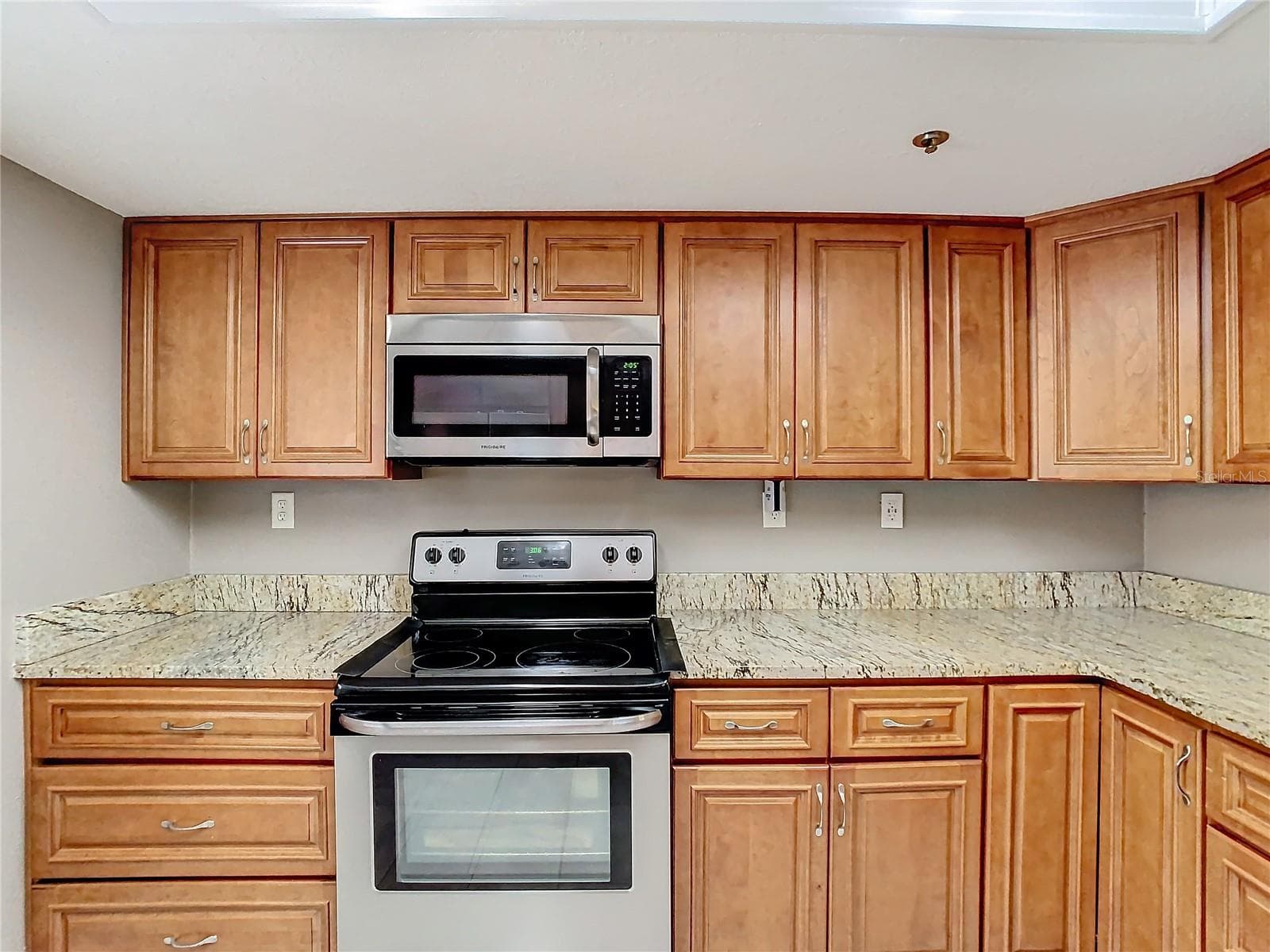 Condominium at 976 E MICHIGAN ST #A, ORLANDO, photo 9 of 54