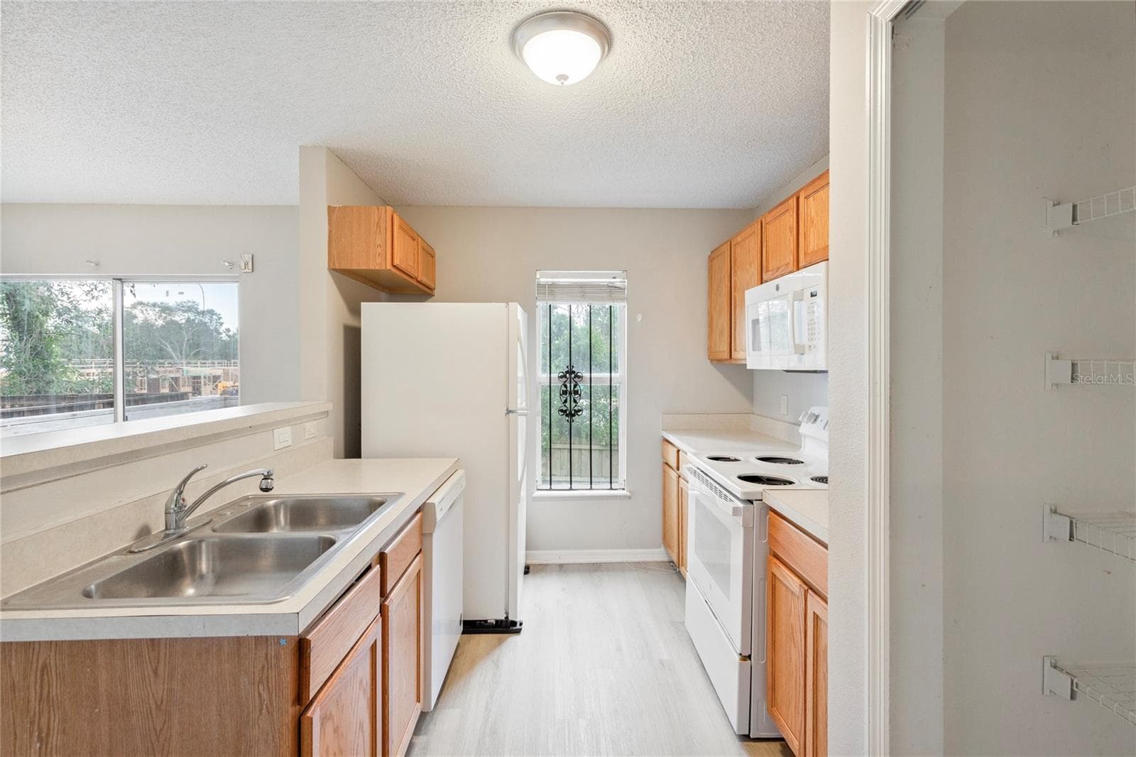 Townhouse at 4617 ASHBURN SQUARE DR, TAMPA, photo 9 of 21