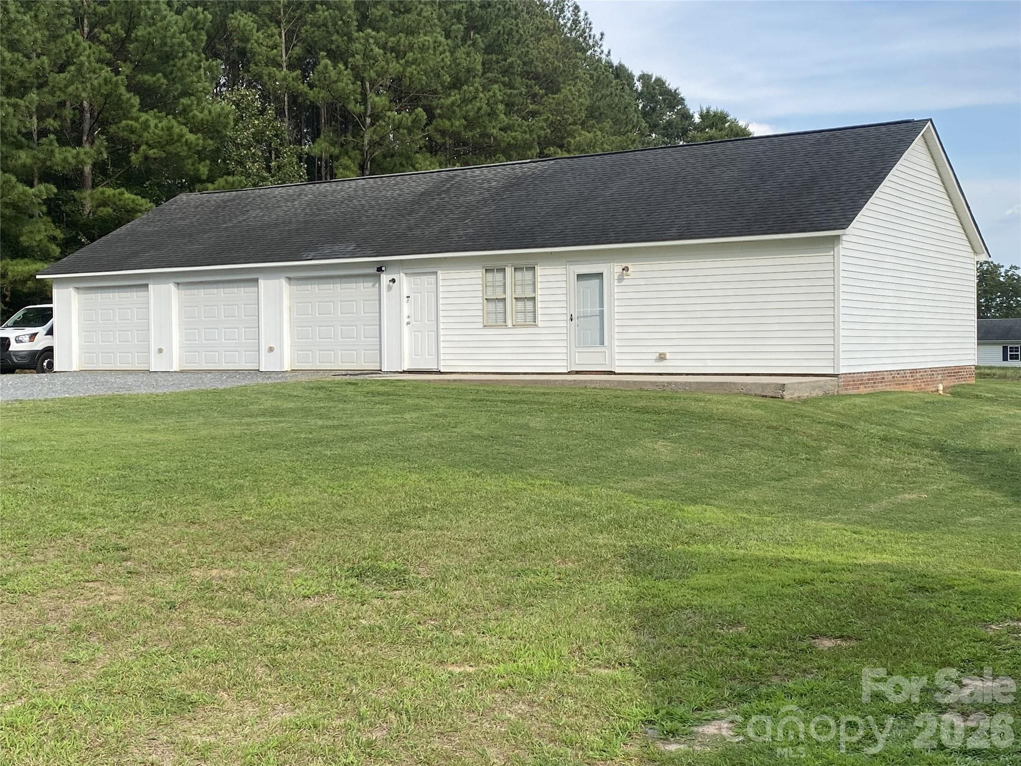 Single Family Residence at 6901 Potter Road S, Waxhaw, photo 6 of 54