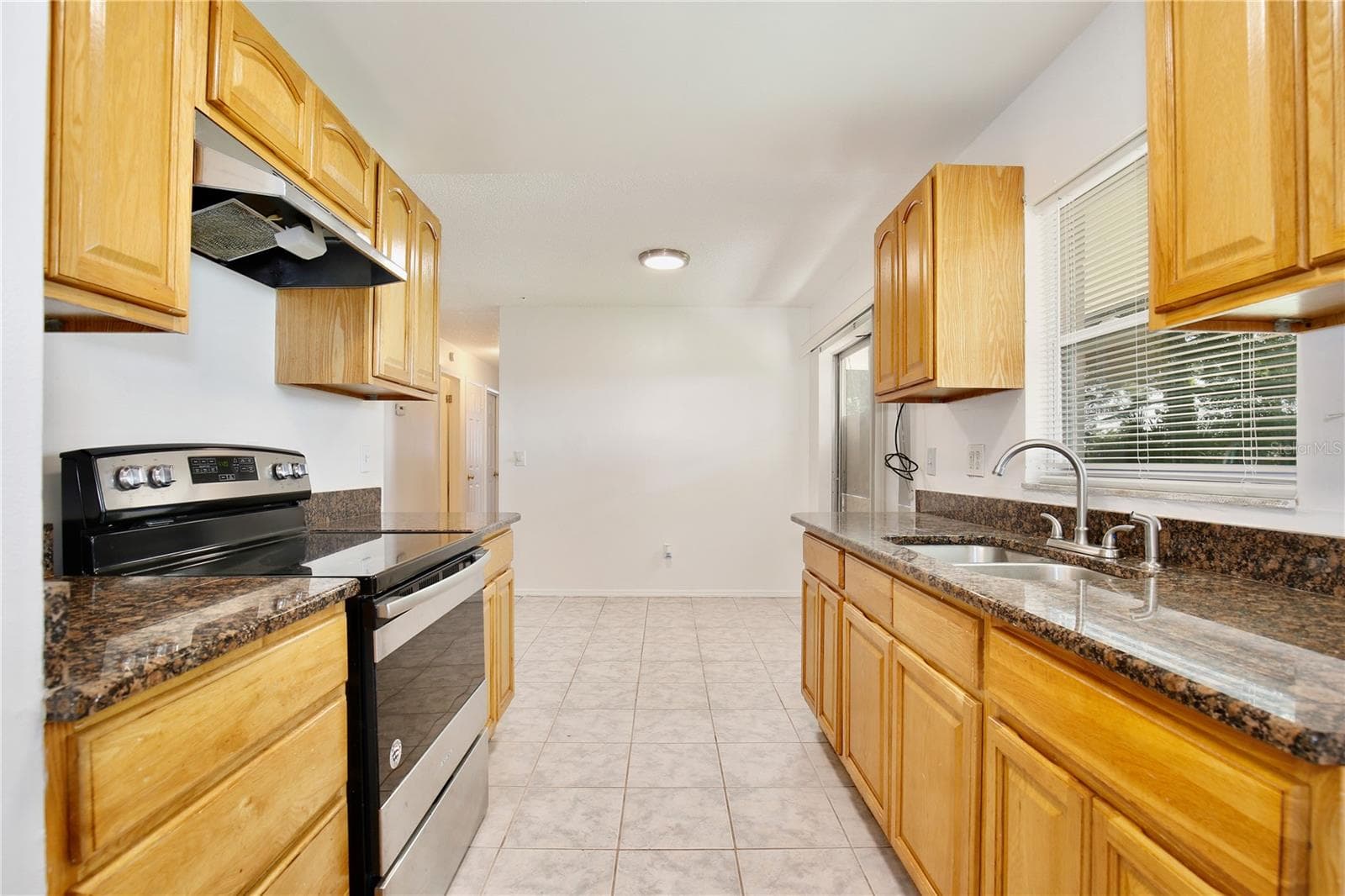 Single Family Residence at 2319 CONTINENTAL BLVD, ORLANDO, photo 11 of 24
