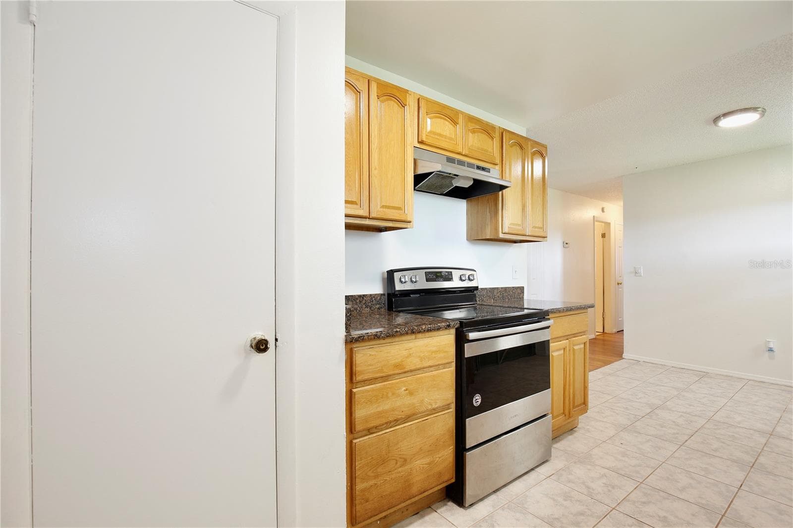 Single Family Residence at 2319 CONTINENTAL BLVD, ORLANDO, photo 12 of 24