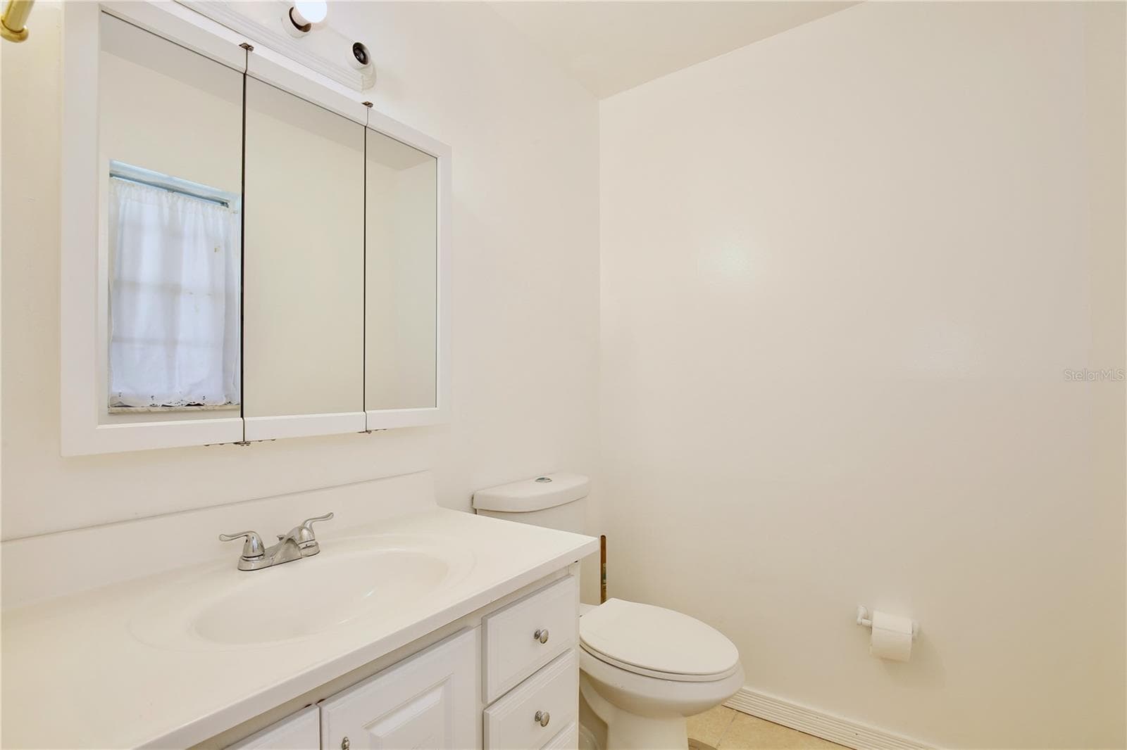 Single Family Residence at 2319 CONTINENTAL BLVD, ORLANDO, photo 16 of 24