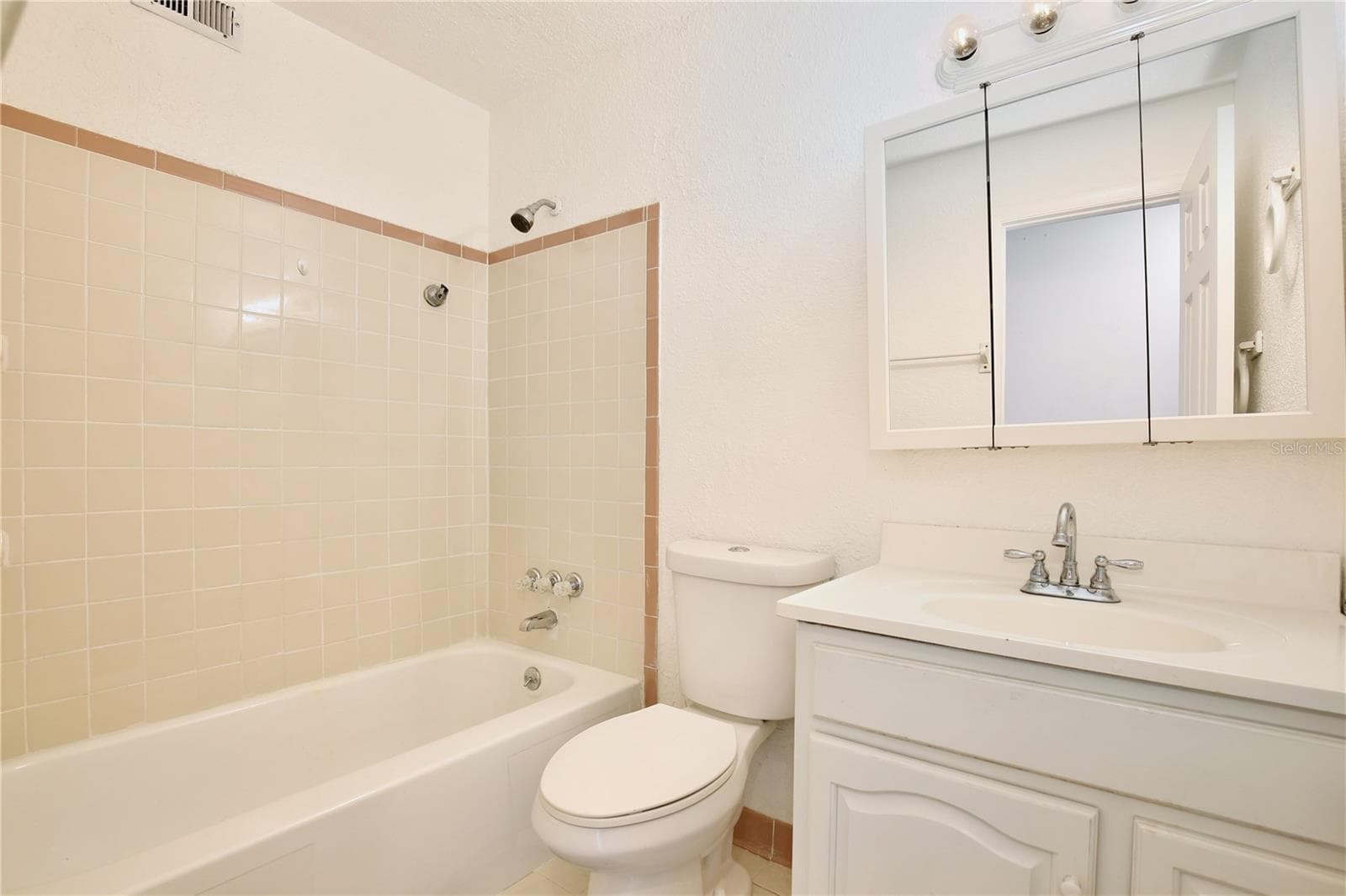 Single Family Residence at 2319 CONTINENTAL BLVD, ORLANDO, photo 19 of 24