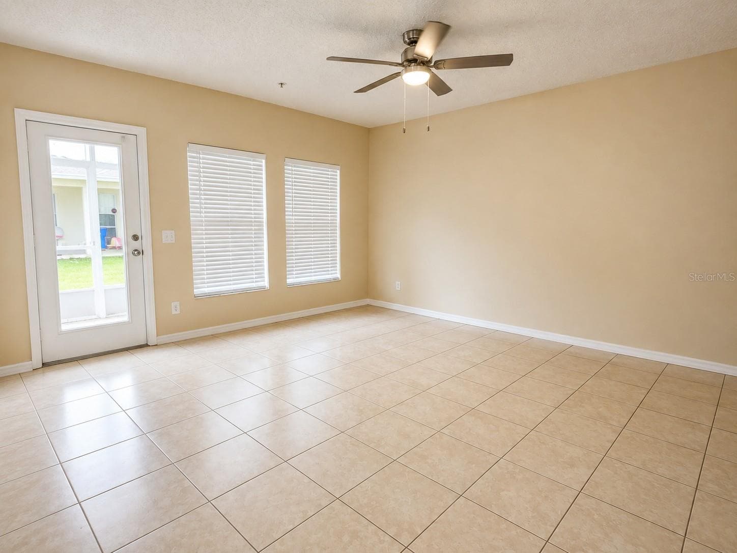 Townhouse at 2039 CYPRESS BAY BLVD, KISSIMMEE, photo 5 of 23
