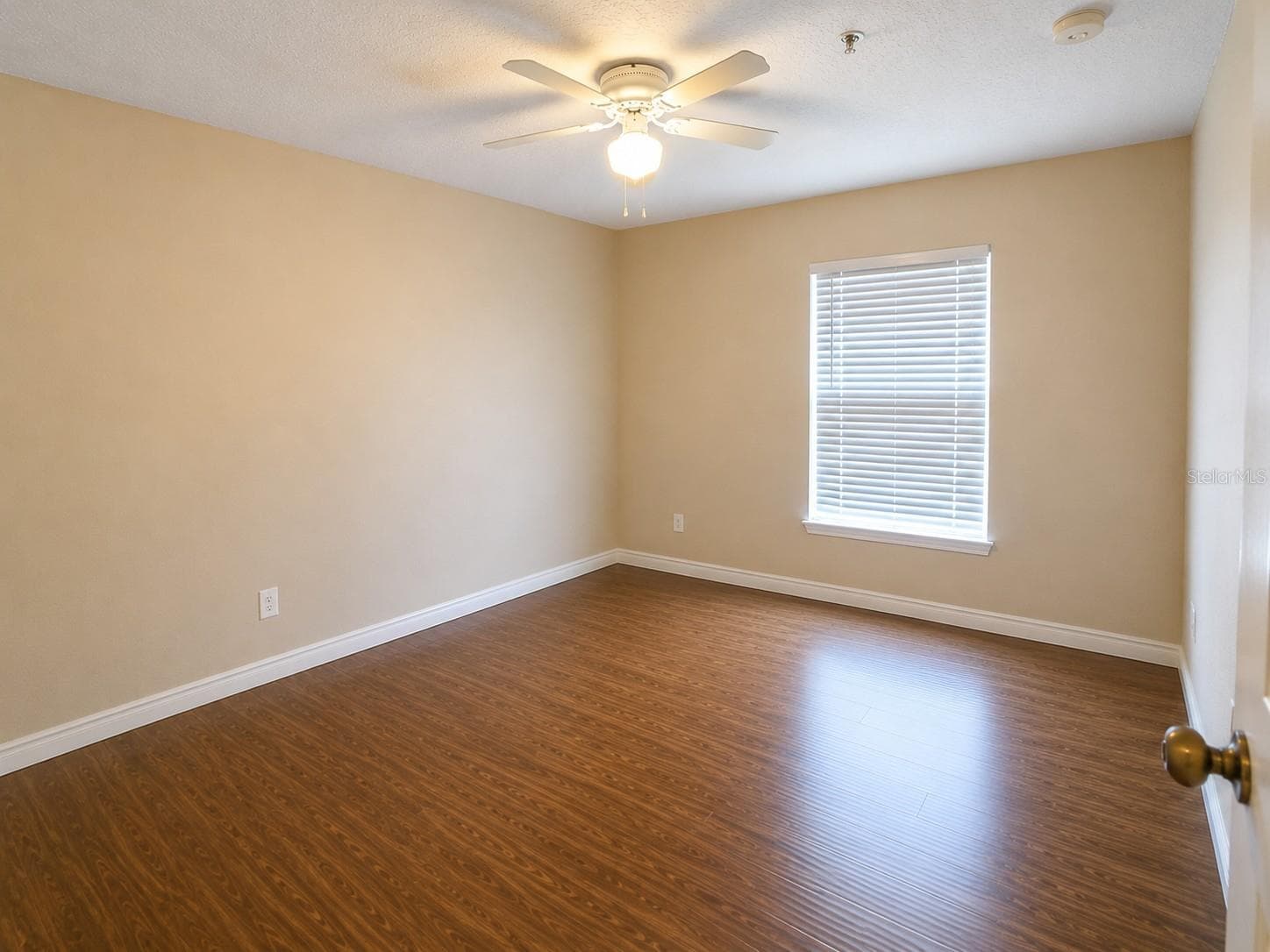 Townhouse at 2039 CYPRESS BAY BLVD, KISSIMMEE, photo 11 of 23