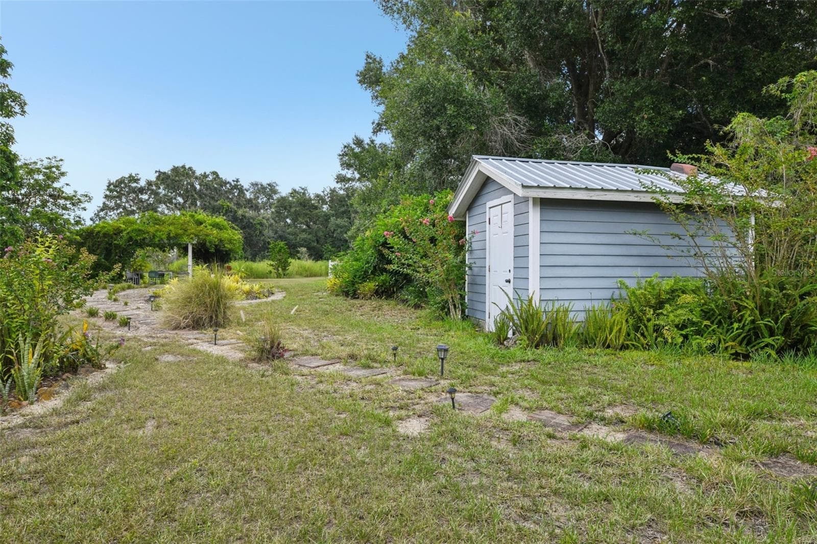 Well House and Gazebo - 18249 ROSE ST, GROVELAND