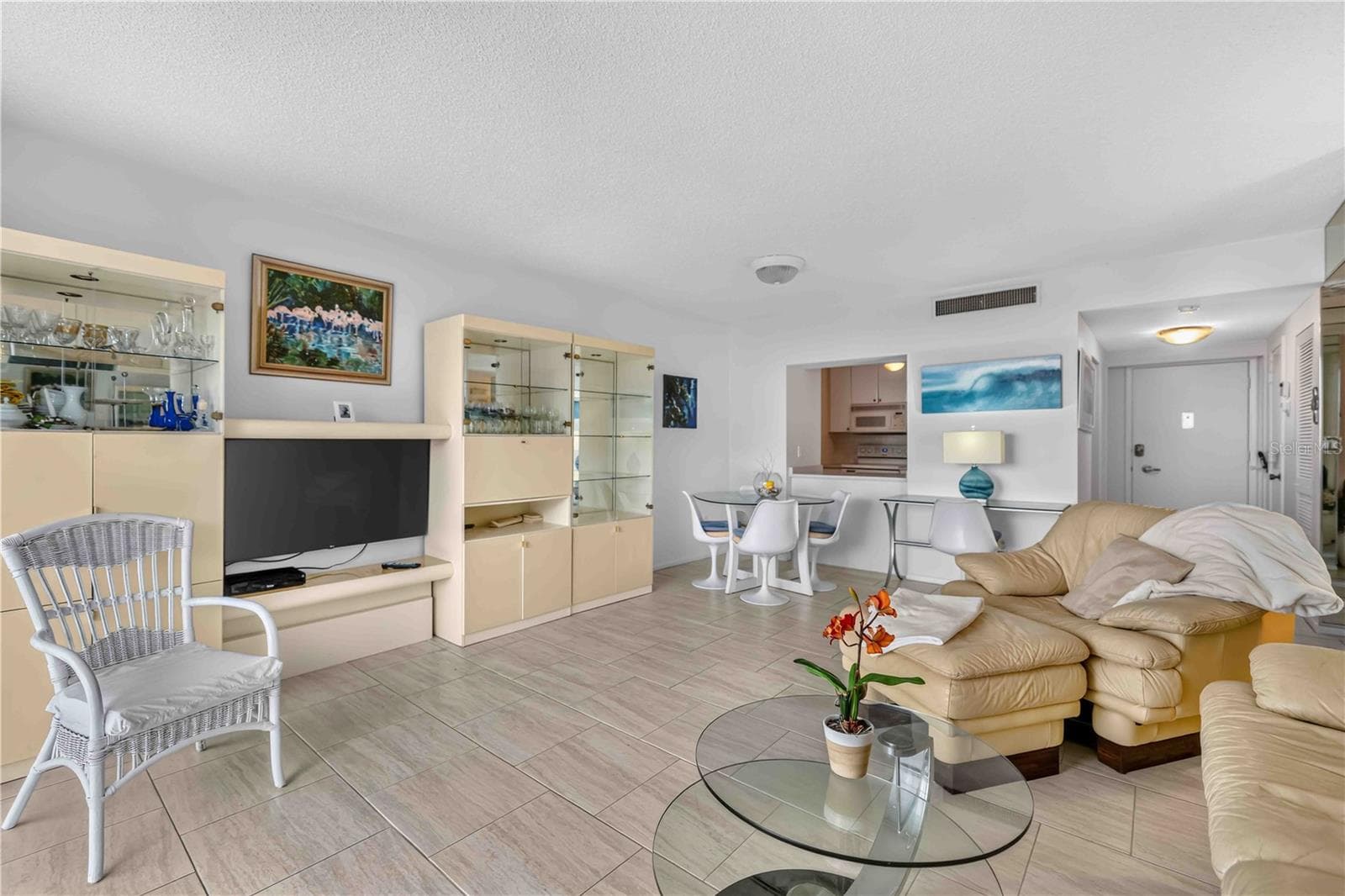 Condominium at 1212 BEN FRANKLIN DR #1205, SARASOTA, photo 10 of 61