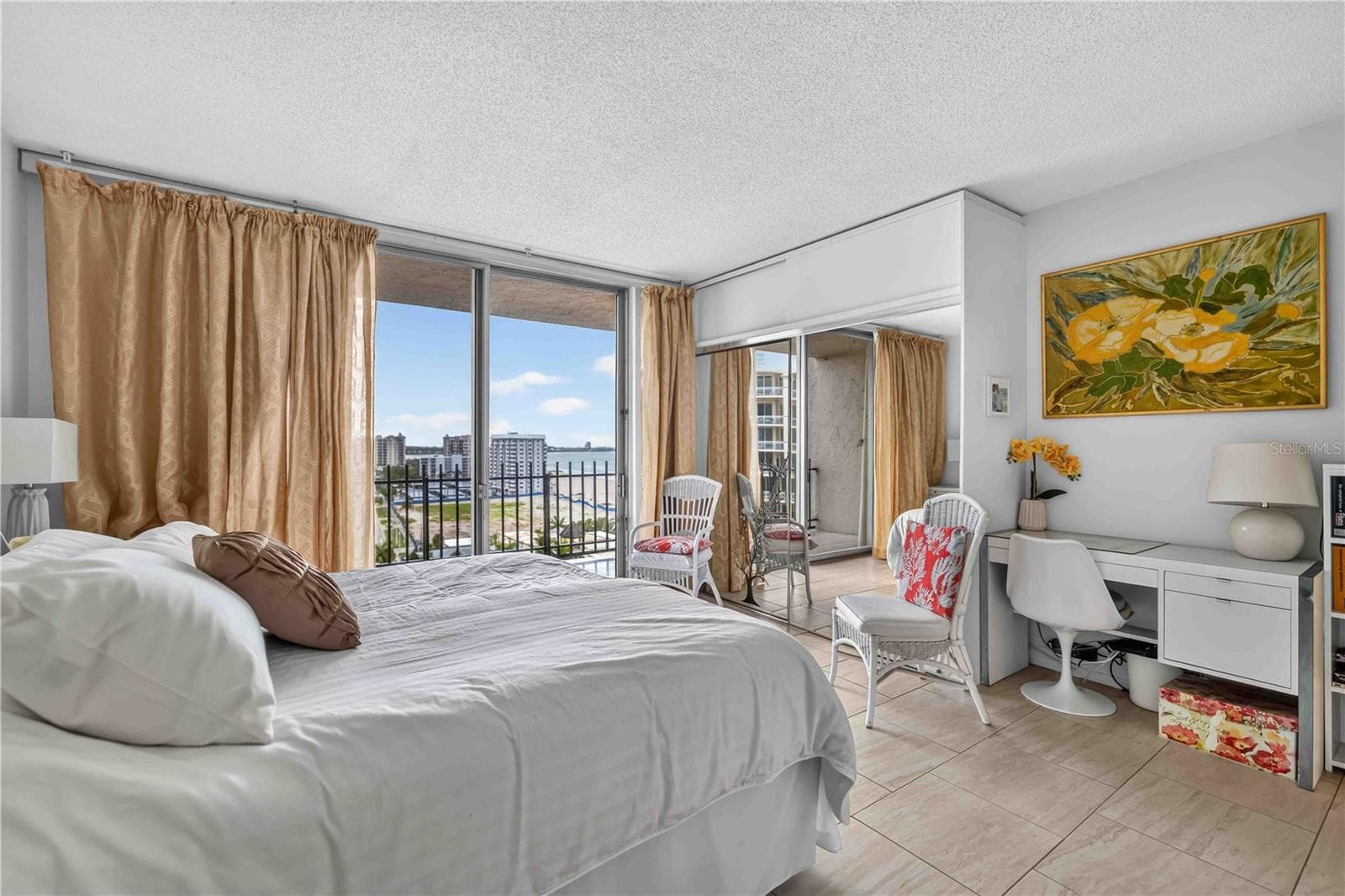Condominium at 1212 BEN FRANKLIN DR #1205, SARASOTA, photo 19 of 61