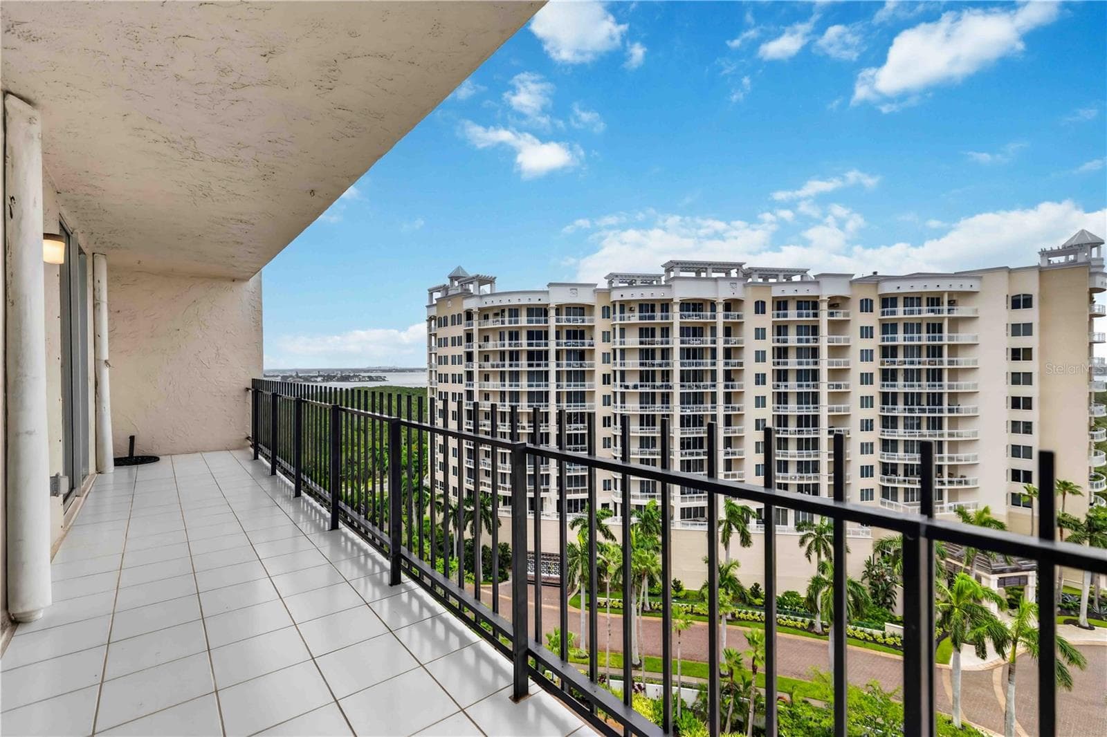 Condominium at 1212 BEN FRANKLIN DR #1205, SARASOTA, photo 28 of 61