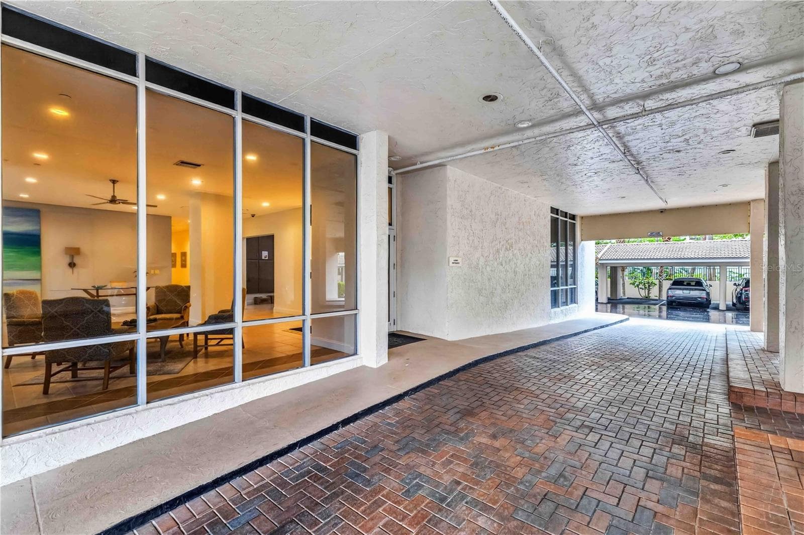 Condominium at 1212 BEN FRANKLIN DR #1205, SARASOTA, photo 38 of 61