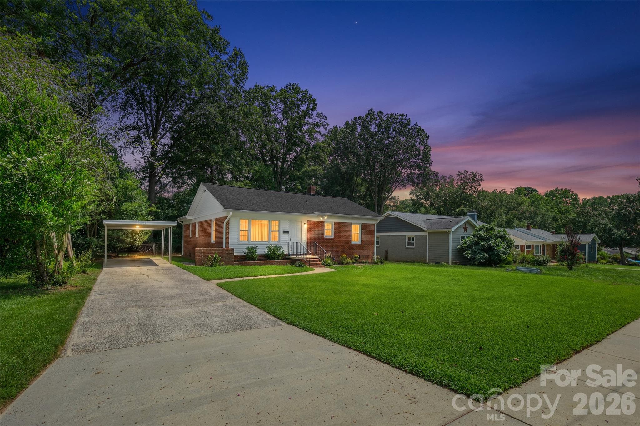 Welcome to 1062 Dresden - 1062 Dresden Drive W, Charlotte