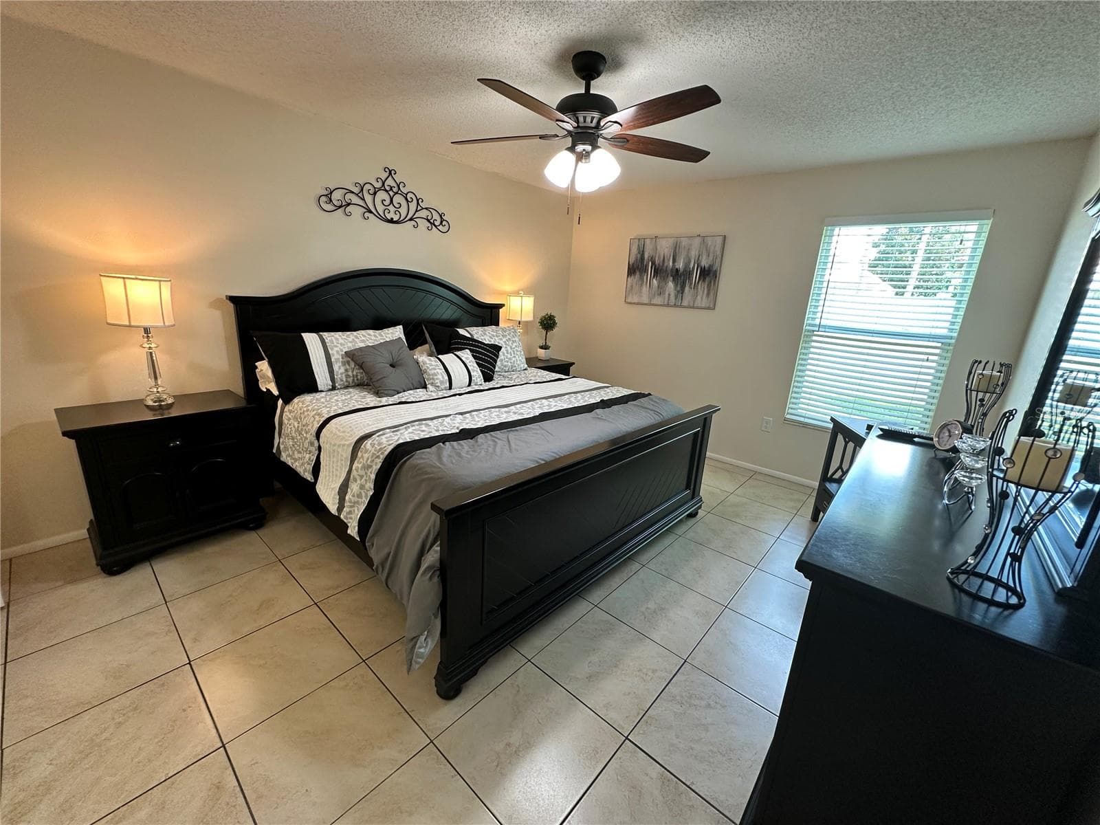 Condominium at 3846 59TH AVE W #3846, BRADENTON, photo 11 of 31