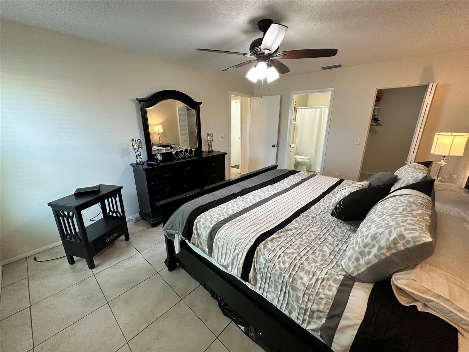 Condominium at 3846 59TH AVE W #3846, BRADENTON, photo 13 of 31