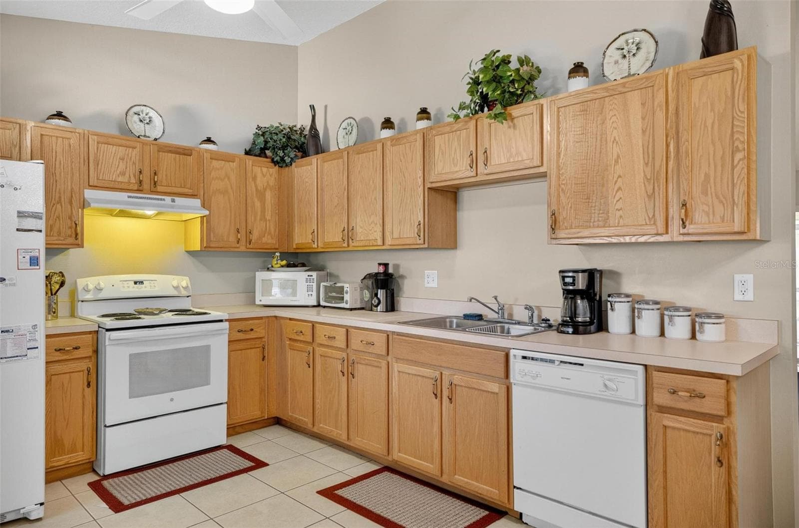 Duplex at 8 FAWN LN, PALM COAST, photo 11 of 65