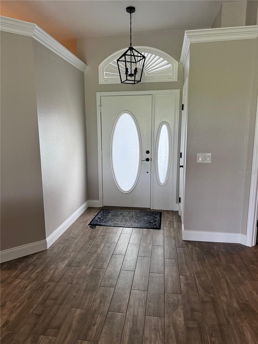 Single Family Residence at 6623 BENDELOW DR, LAKELAND, photo 3 of 25