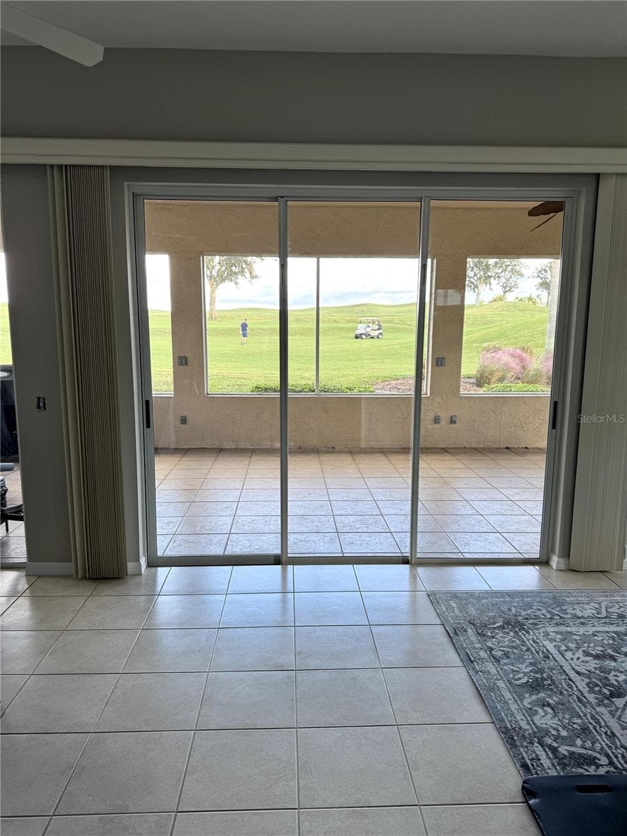 Single Family Residence at 6623 BENDELOW DR, LAKELAND, photo 19 of 25