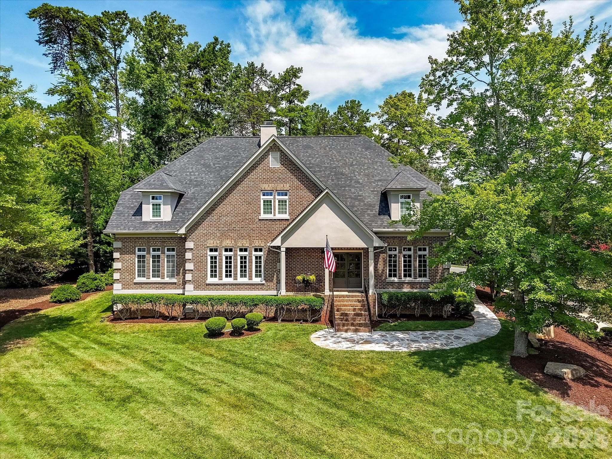Single Family Residence at 3520 Providence Plantation Lane, Charlotte, photo 3 of 47