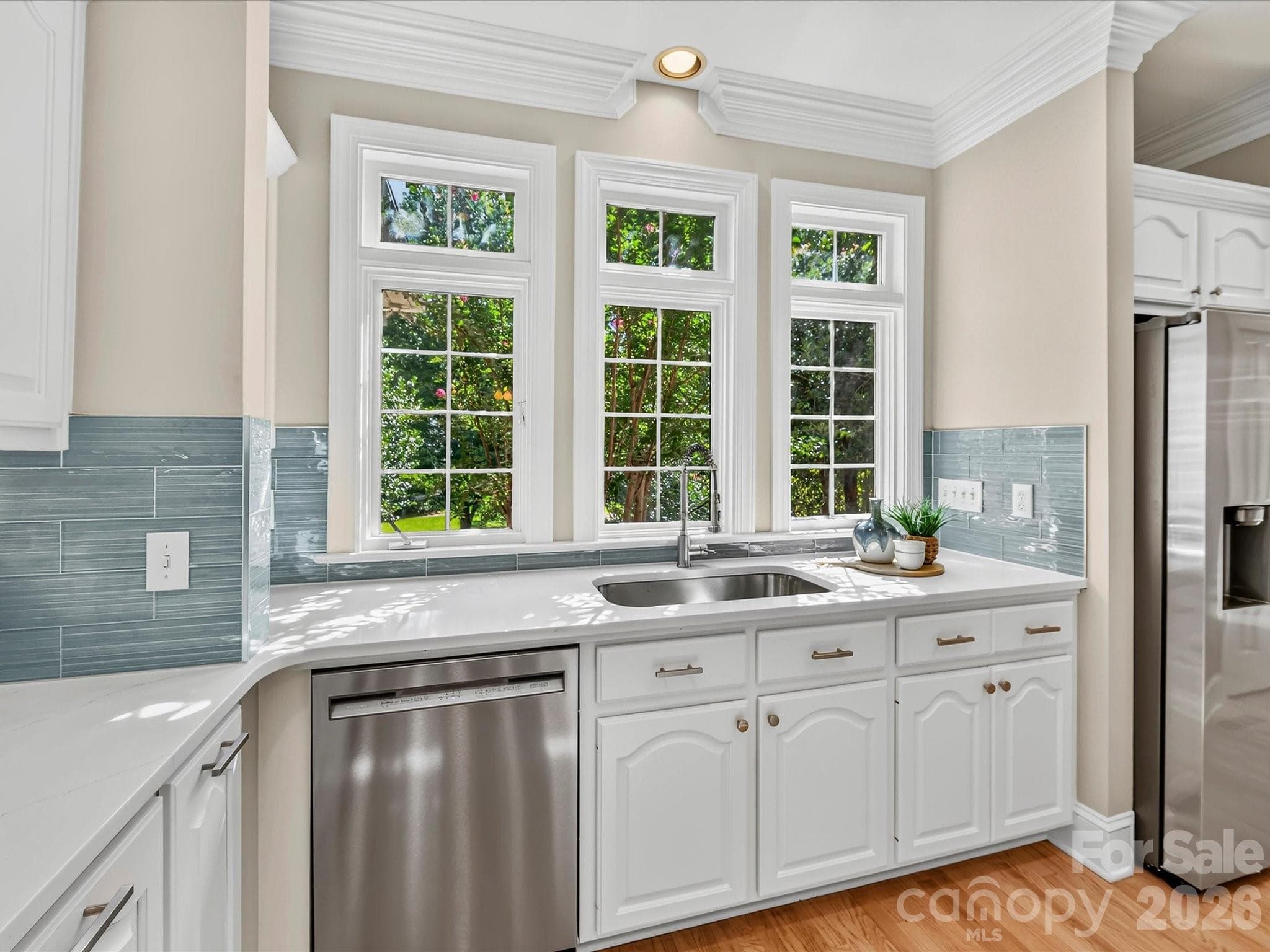 Single Family Residence at 3520 Providence Plantation Lane, Charlotte, photo 13 of 47