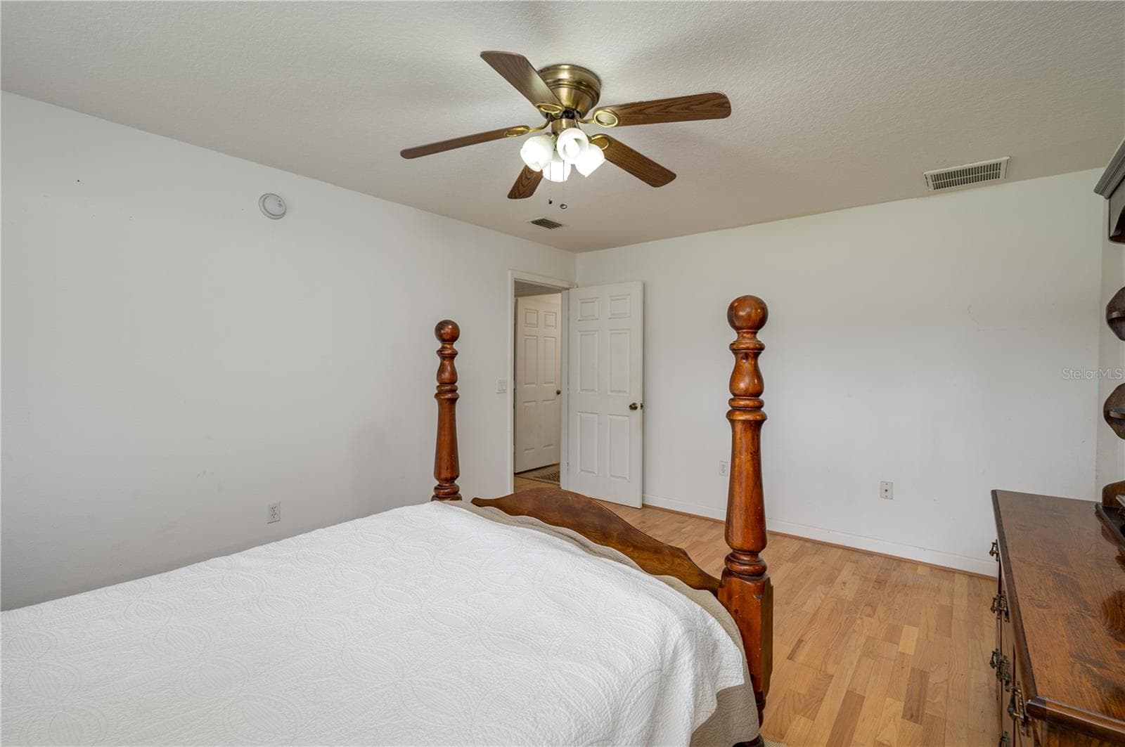 Single Family Residence at 270 KEEN RD, FROSTPROOF, photo 17 of 34