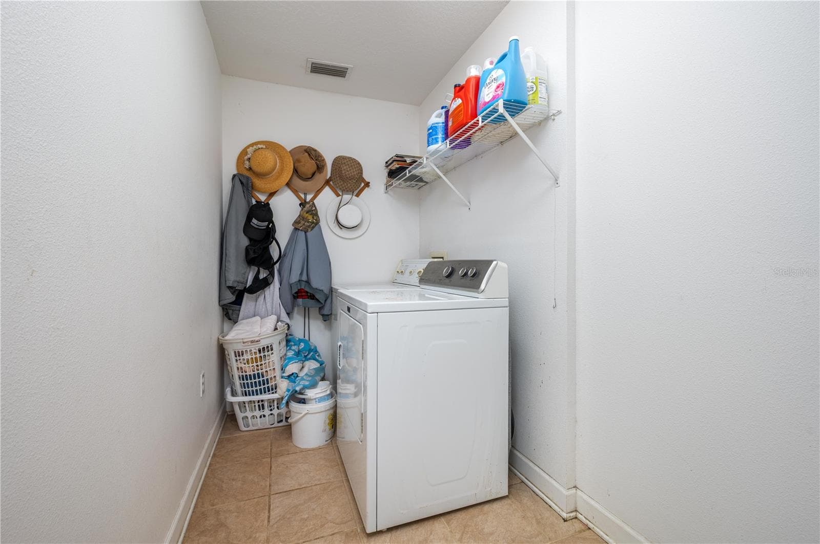 inside laundry room - 270 KEEN RD, FROSTPROOF