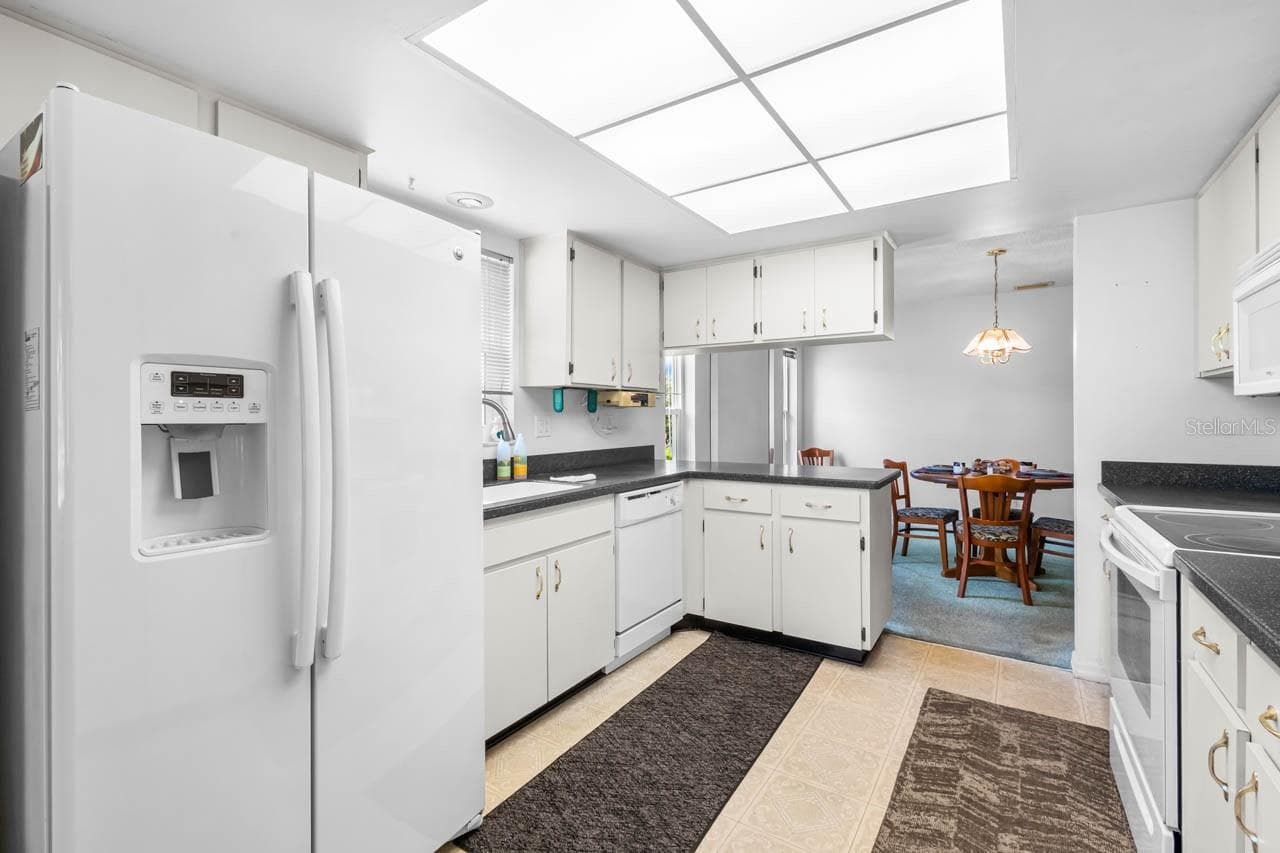 Condominium at 2209 HARTLEBURY WAY #402, SUN CITY CENTER, photo 15 of 69