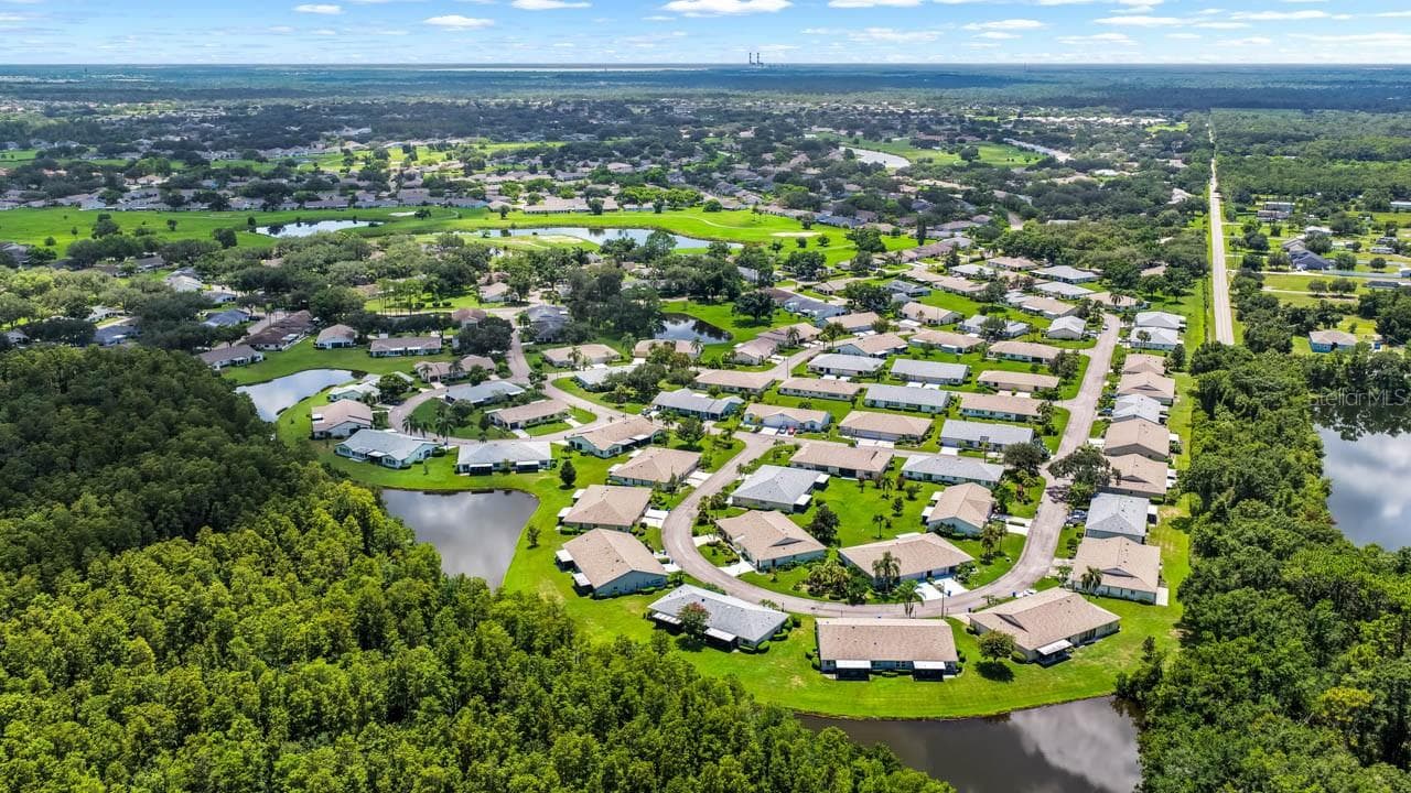 Condominium at 2209 HARTLEBURY WAY #402, SUN CITY CENTER, photo 38 of 69