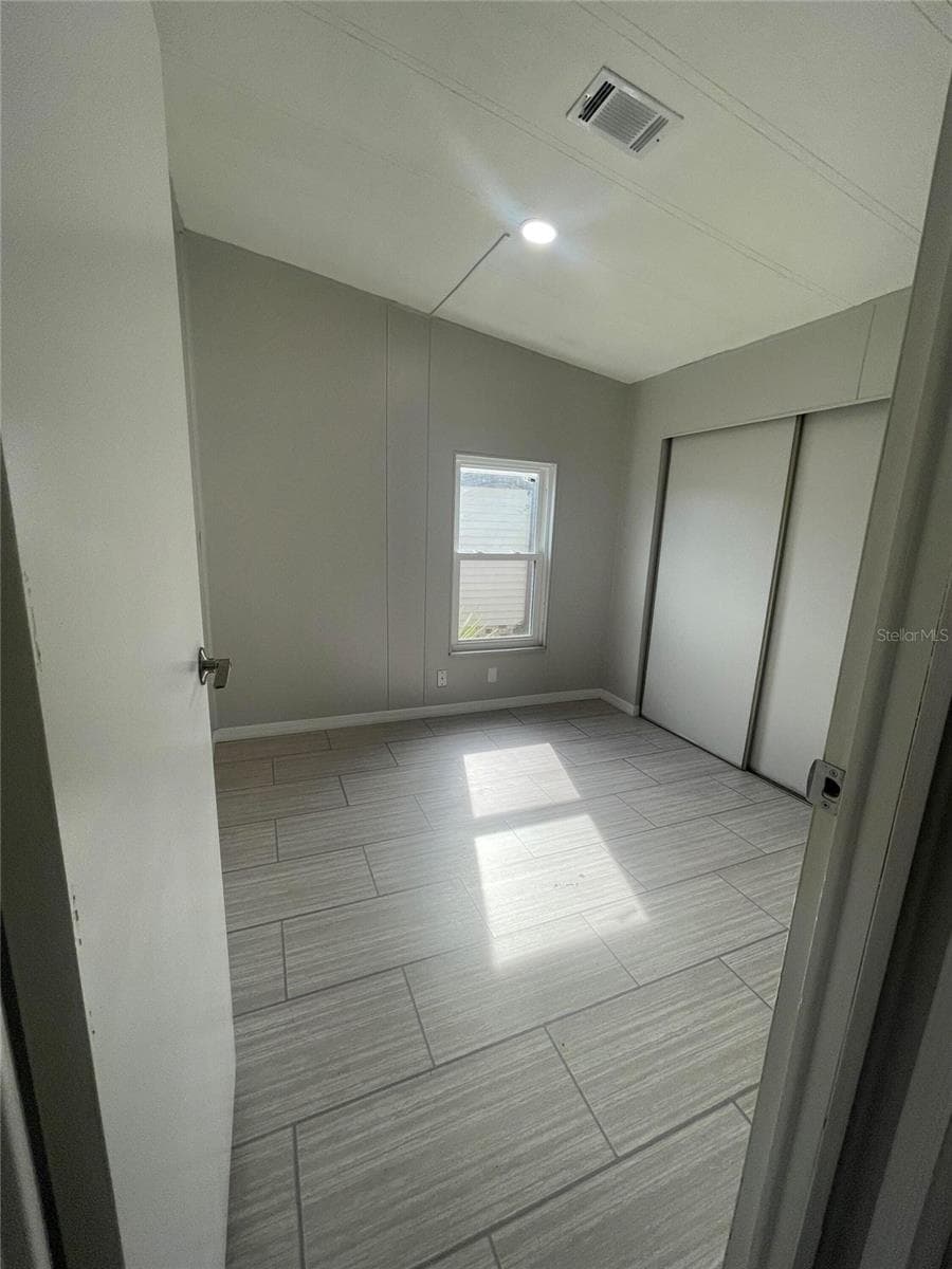 Mobile Home at 3145 HIDDEN LAKE DR, WESLEY CHAPEL, photo 16 of 25