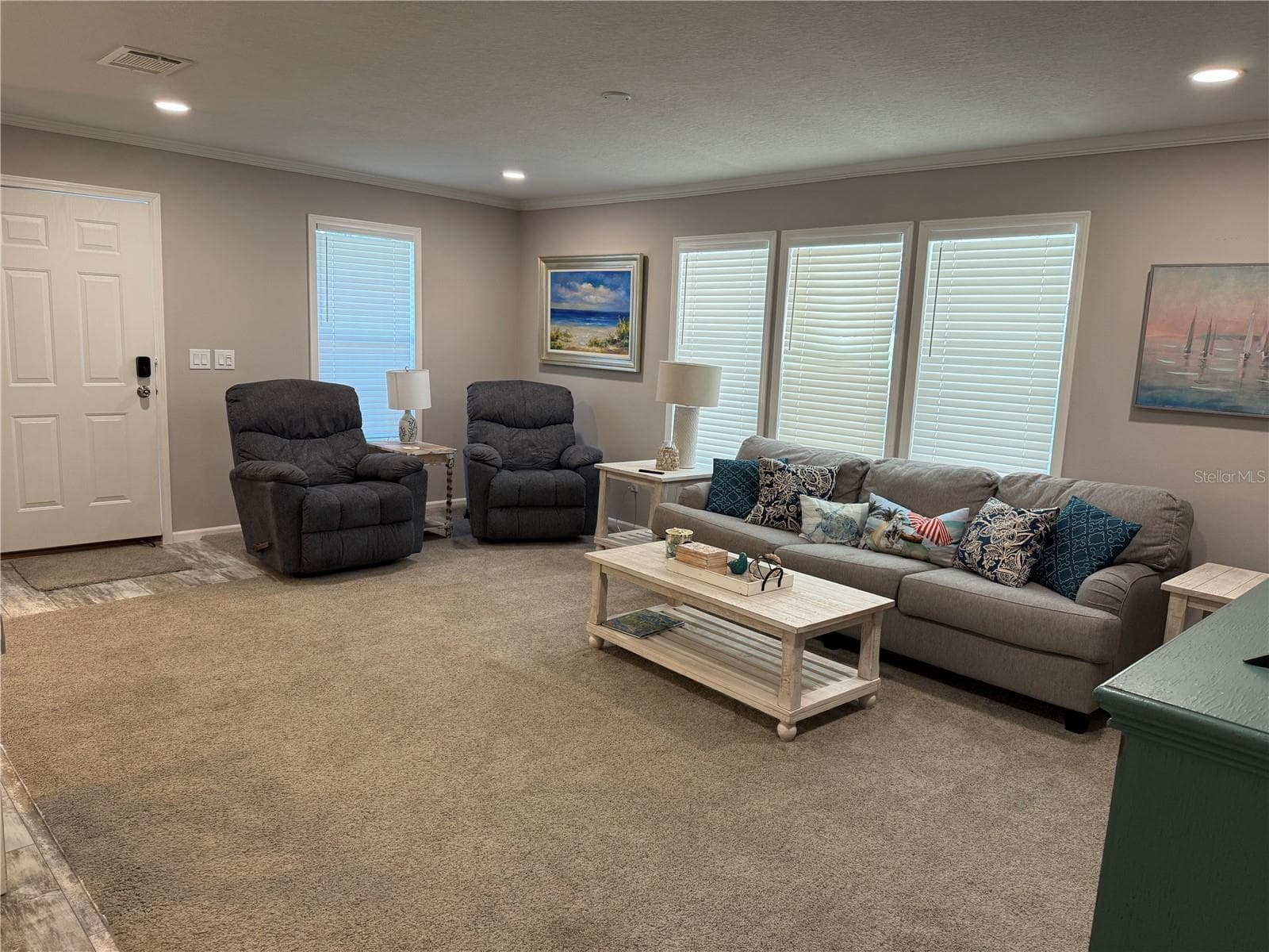 Manufactured Home at 152 RED BASS LN, EDGEWATER, photo 5 of 27