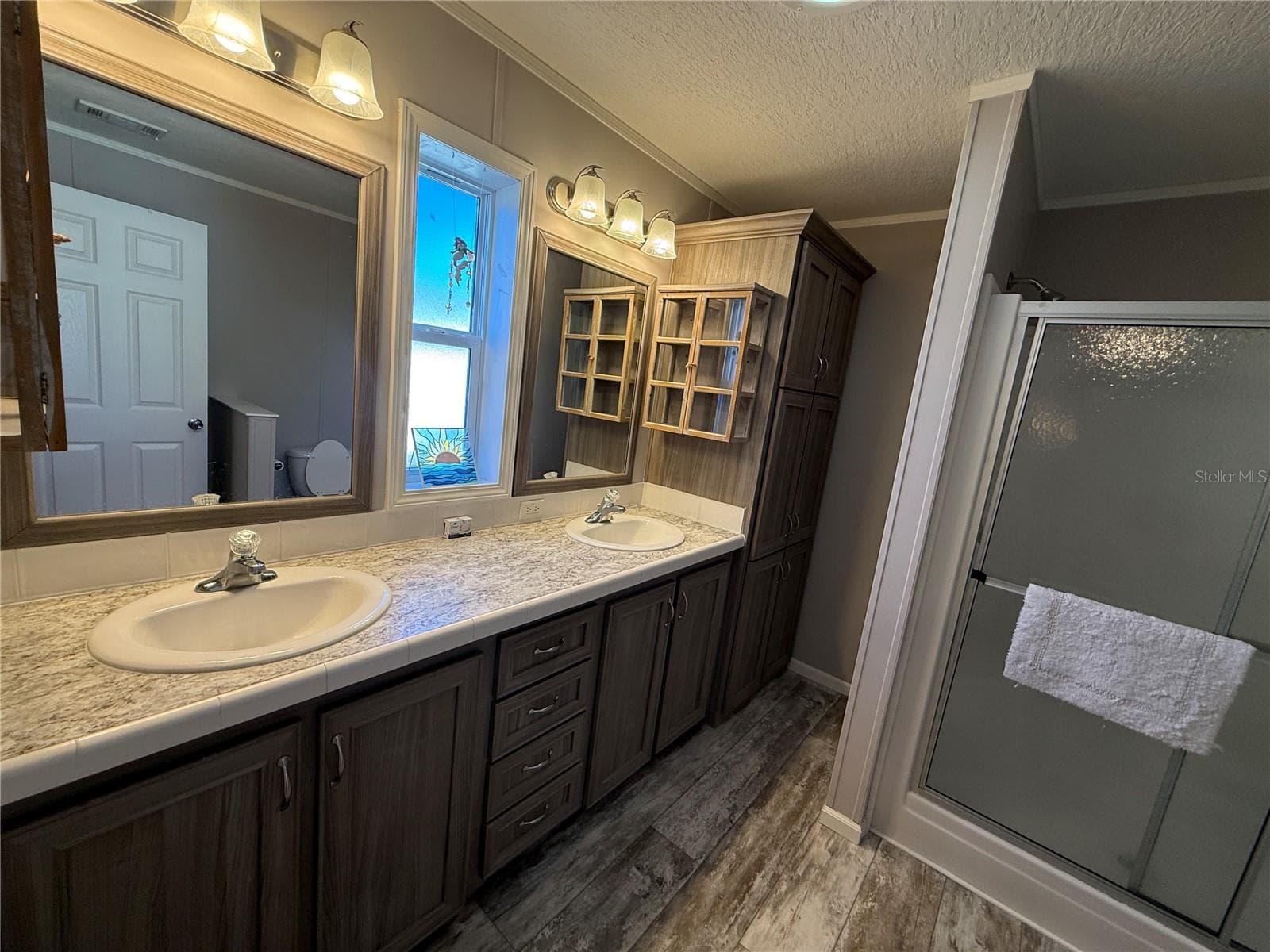 Manufactured Home at 152 RED BASS LN, EDGEWATER, photo 18 of 27