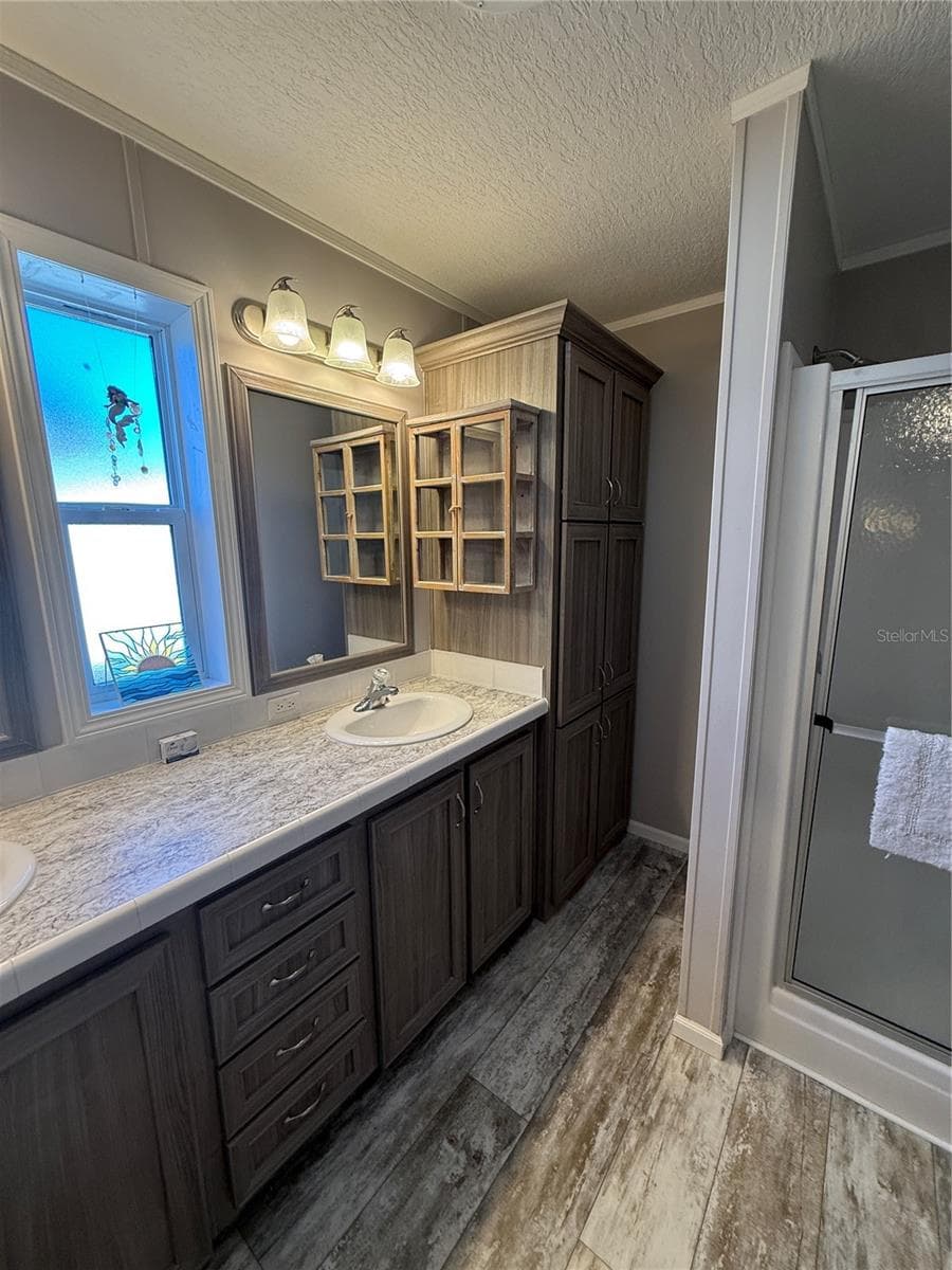 Manufactured Home at 152 RED BASS LN, EDGEWATER, photo 19 of 27