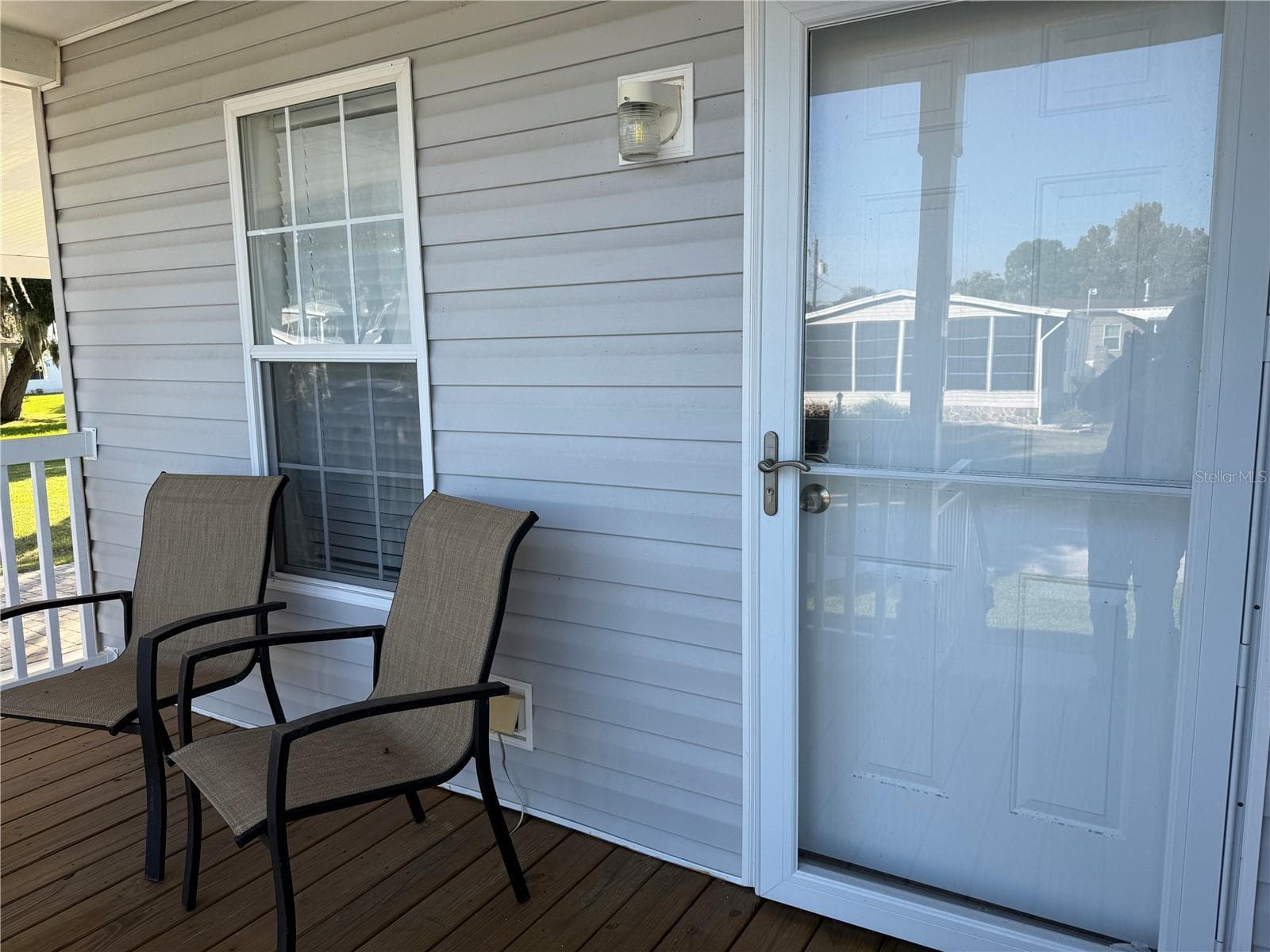 Manufactured Home at 152 RED BASS LN, EDGEWATER, photo 23 of 27