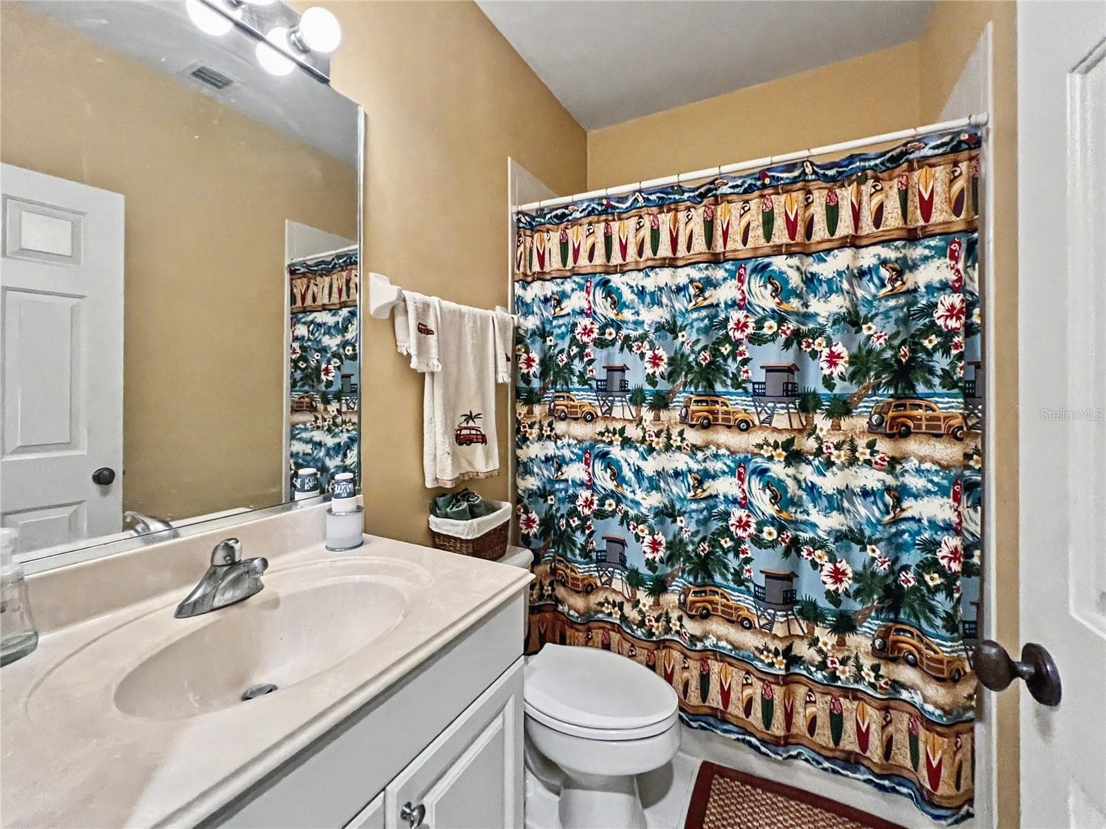 Townhouse at 1208 CELEBRATION AVE, CELEBRATION, photo 20 of 34