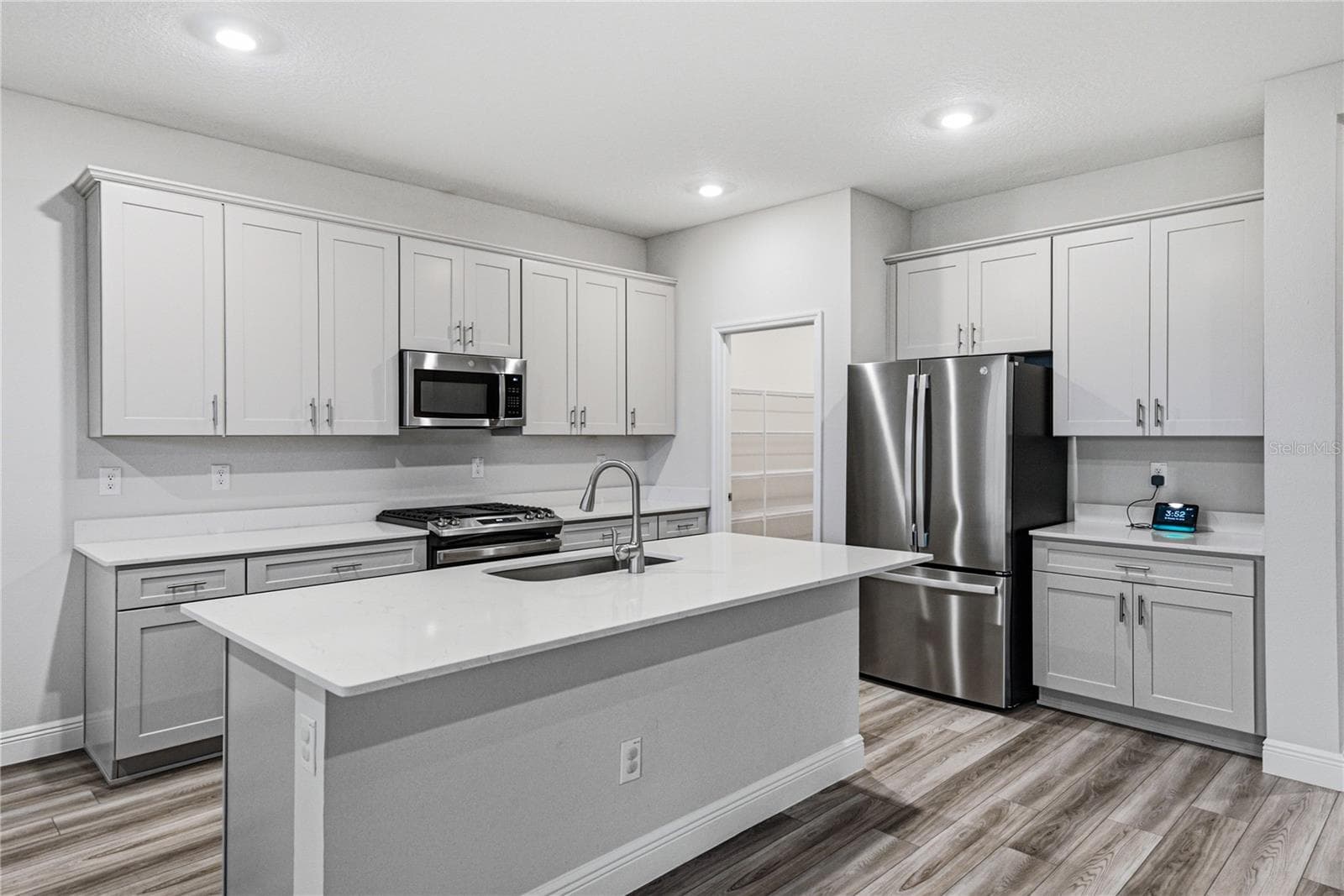 Single Family Residence at 12253 CATTLESIDE DR, RIVERVIEW, photo 31 of 65
