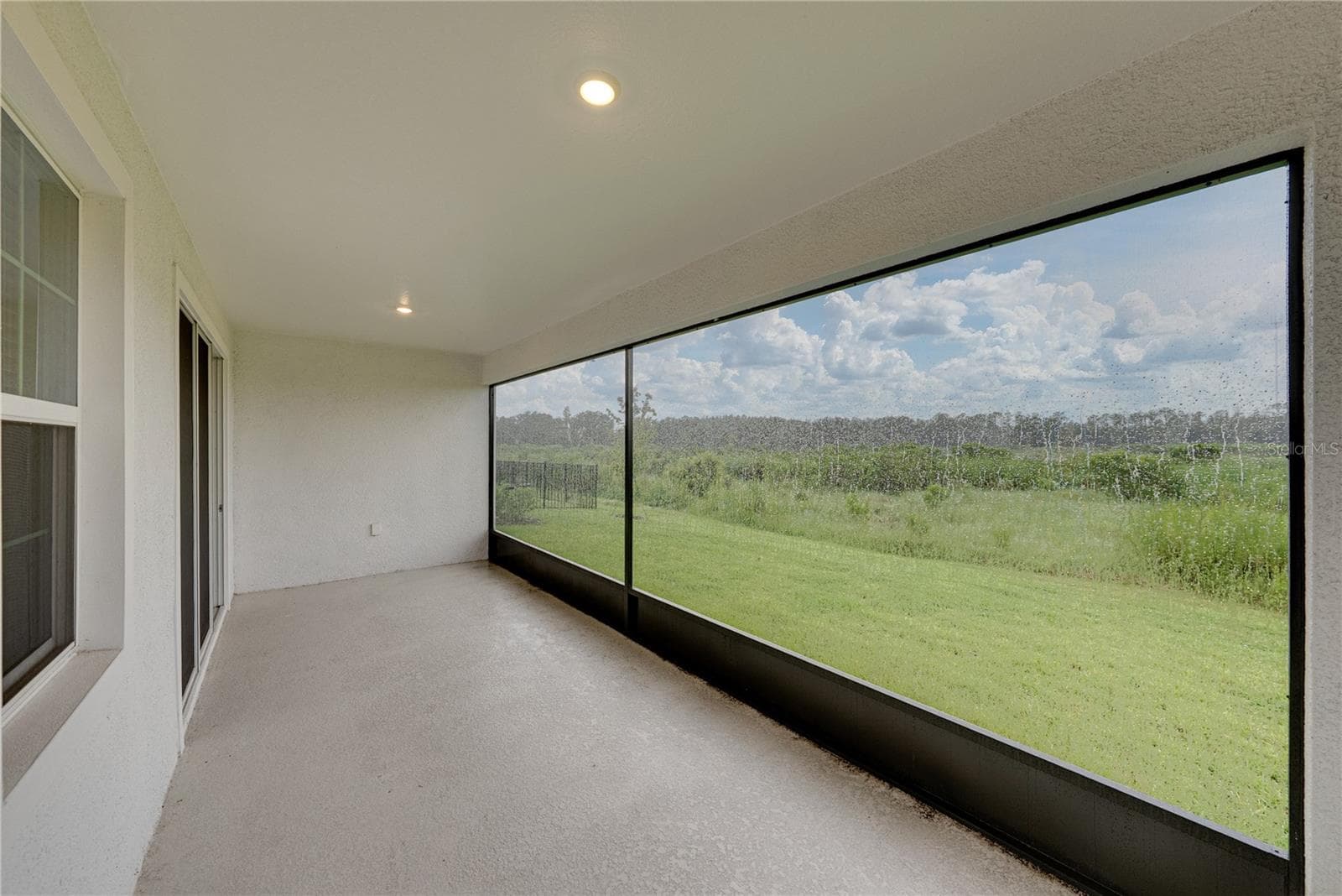 Single Family Residence at 12253 CATTLESIDE DR, RIVERVIEW, photo 43 of 65