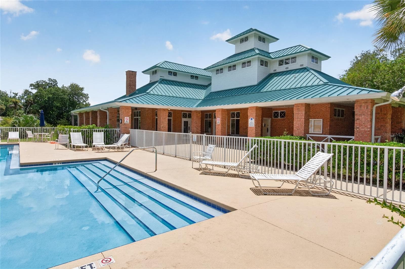 Clubhouse + pool - 12 OLD CREEK CIR, ORMOND BEACH