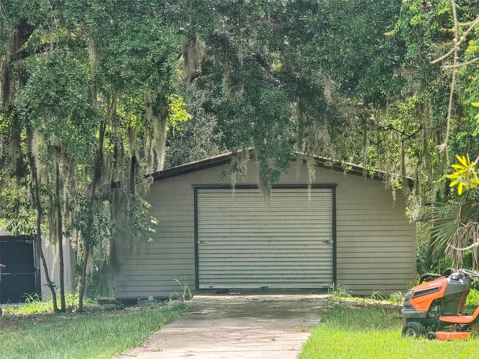 detached garage - 310 TOMATO HILL RD, LEESBURG
