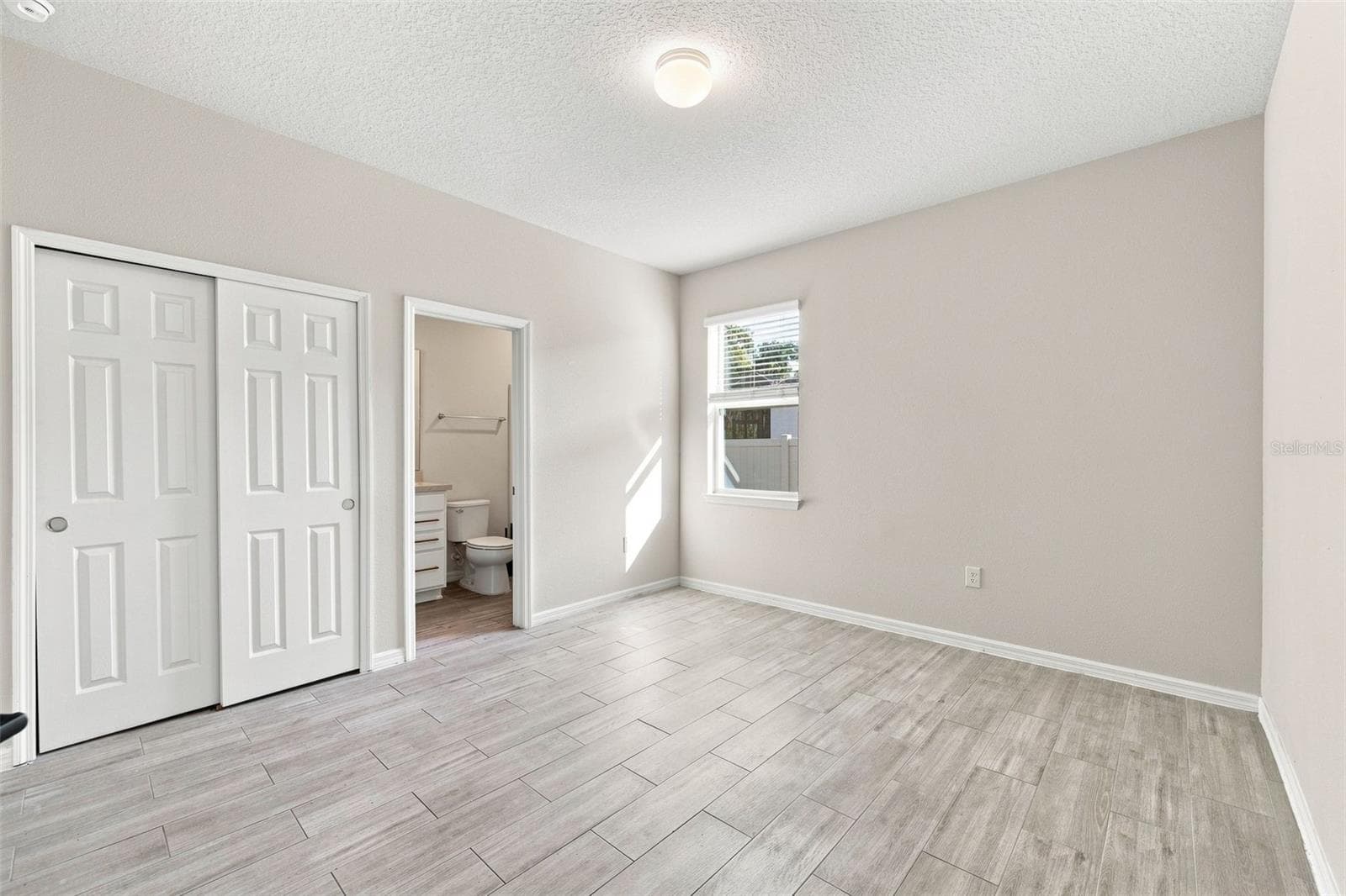Single Family Residence at 18359 CORTES CREEK BLVD, SPRING HILL, photo 21 of 59