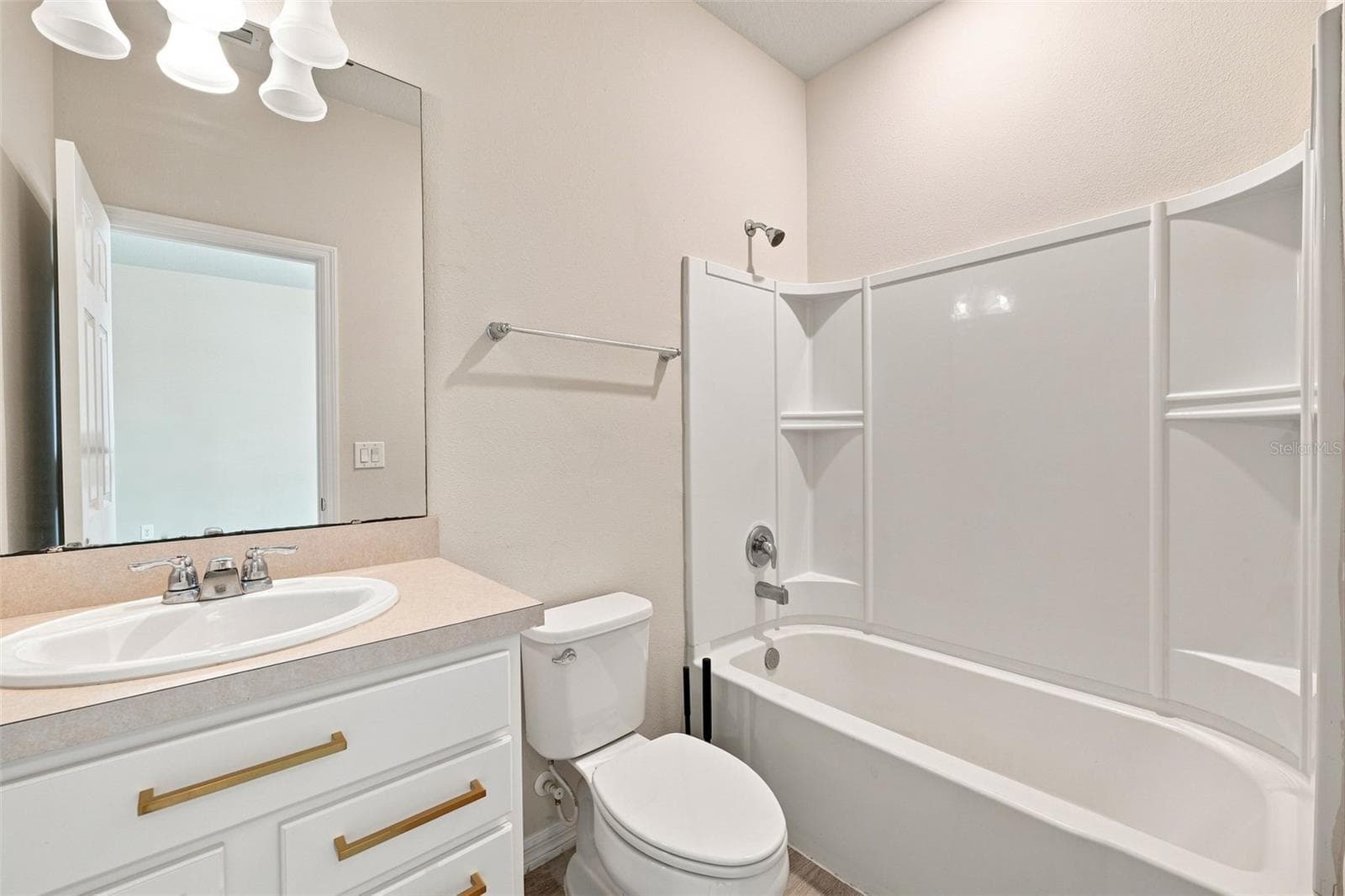 Single Family Residence at 18359 CORTES CREEK BLVD, SPRING HILL, photo 22 of 59
