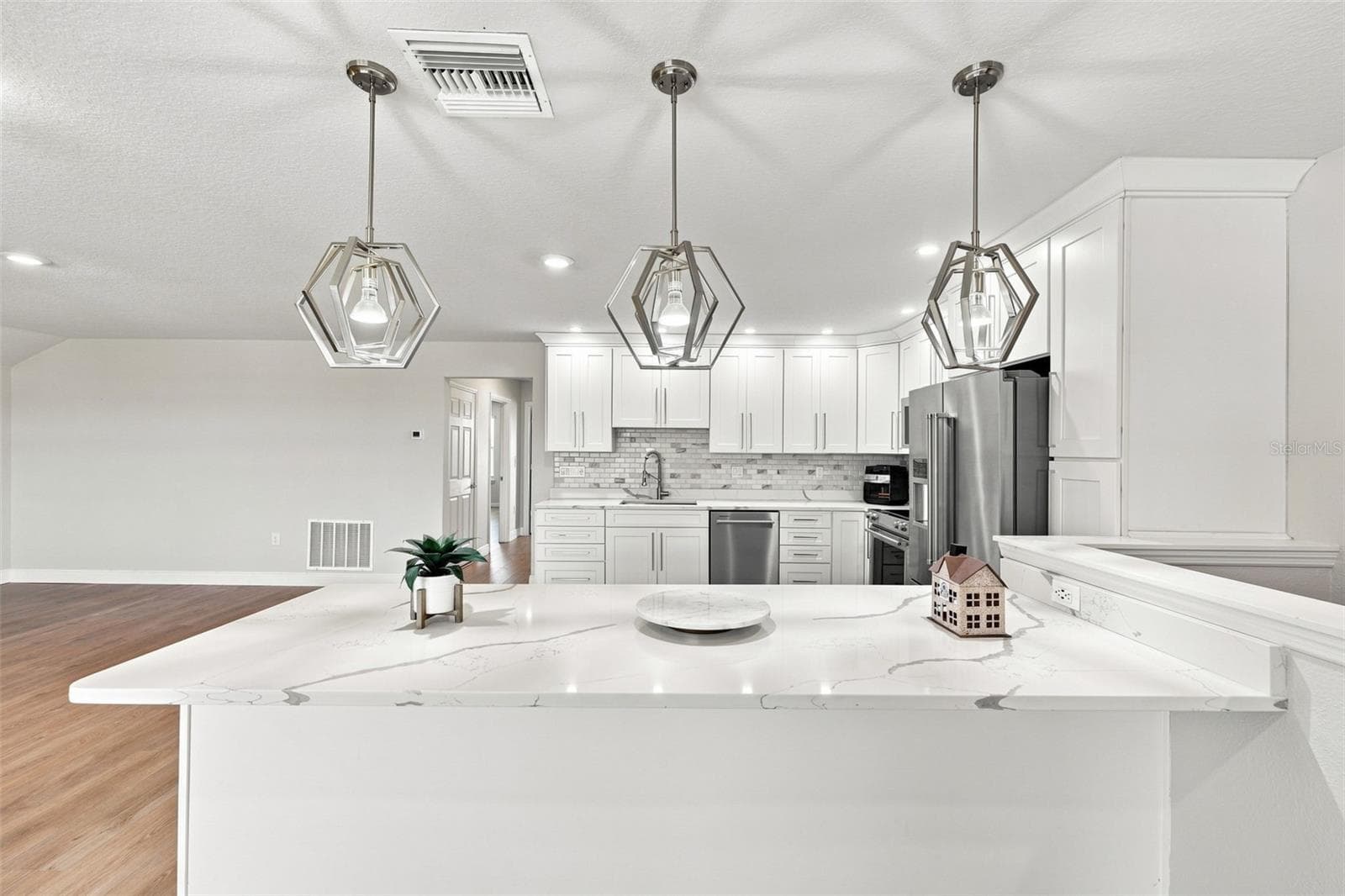Single Family Residence at 18359 CORTES CREEK BLVD, SPRING HILL, photo 33 of 59