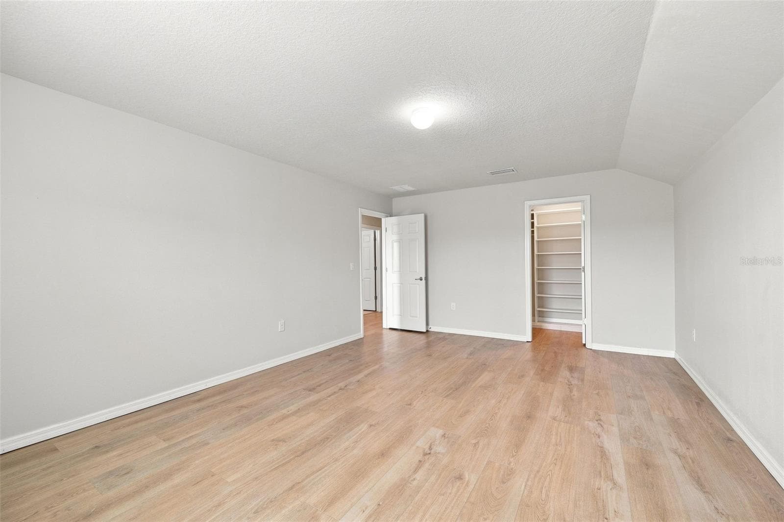 Single Family Residence at 18359 CORTES CREEK BLVD, SPRING HILL, photo 36 of 59