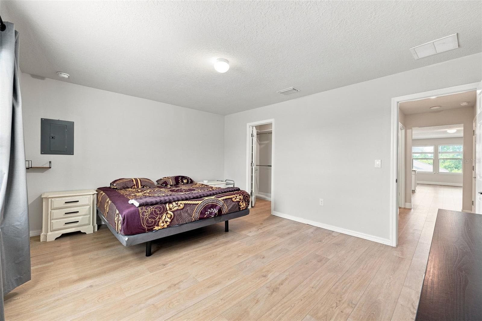 Single Family Residence at 18359 CORTES CREEK BLVD, SPRING HILL, photo 38 of 59